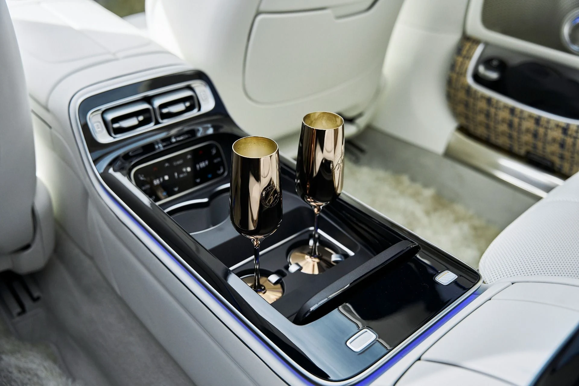 mph066_2645832195_Used_2023_Mercedes_Benz_S_Class_Maybach_S_680_1772678650_df970e2602