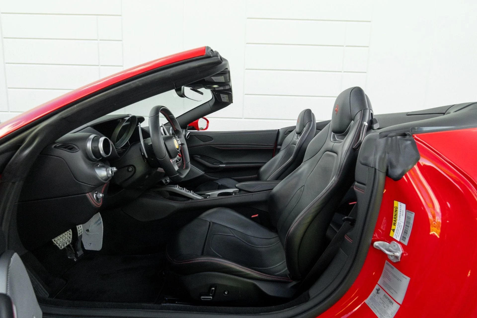 mph066_2649661127_Used_2020_Ferrari_Portofino_1760457229_d9d3d4dff1