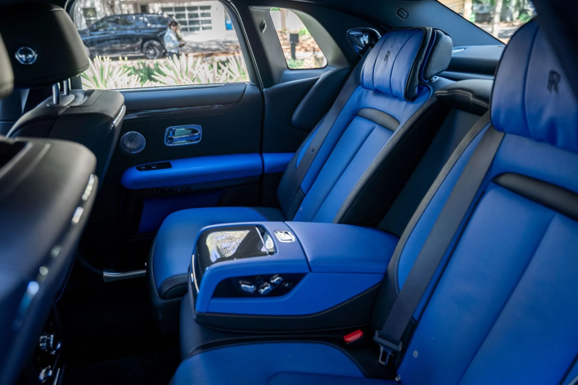 mph066_2706200625_Used_2022_Rolls_Royce_Black_Badge_Ghost_1772144639_cbc34bfd9e