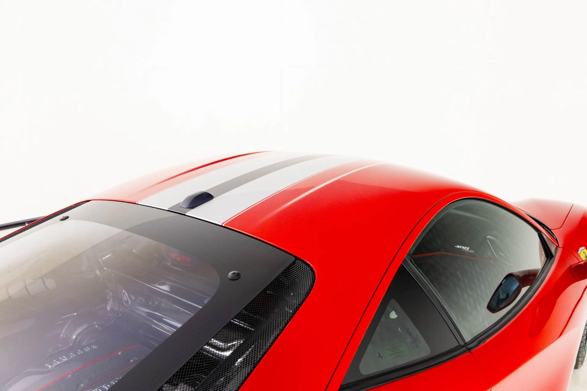 mph066_27428253_Used_2019_Ferrari_488_Pista_1761352057_f9fe9989d8