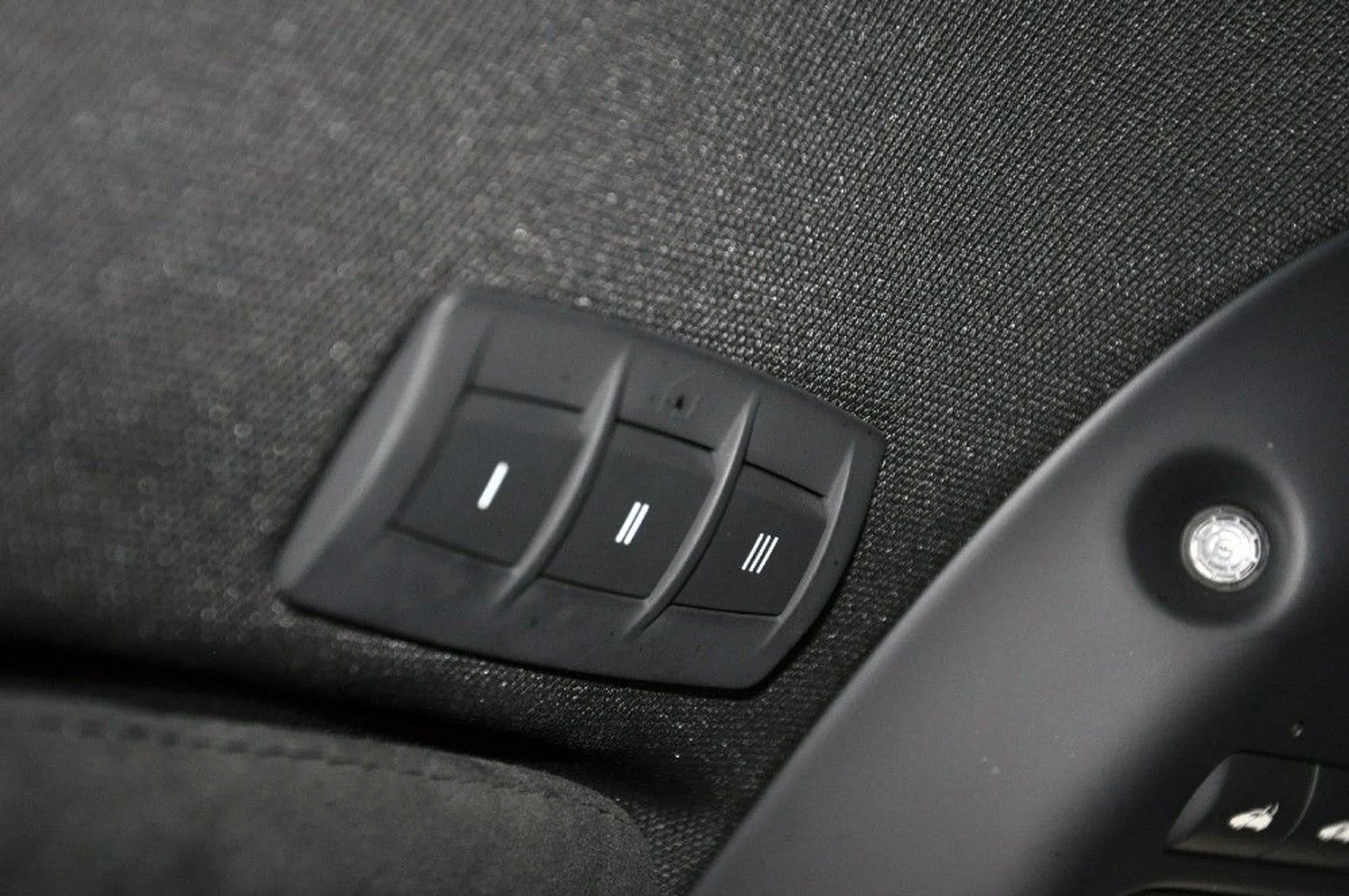 mph066_2779395598_13_p67_l_8cb4fa21f5