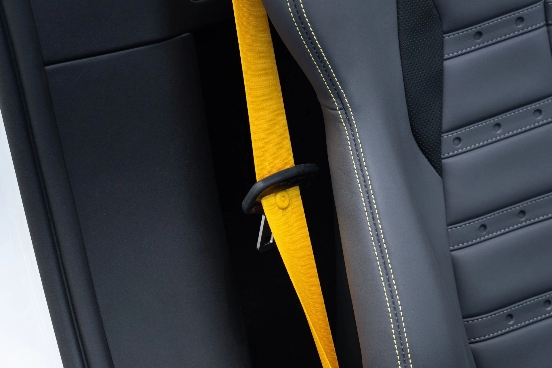 mph066_2828442525_Used_2024_Ferrari_296_GTS_1776964703_8f3c3400c0