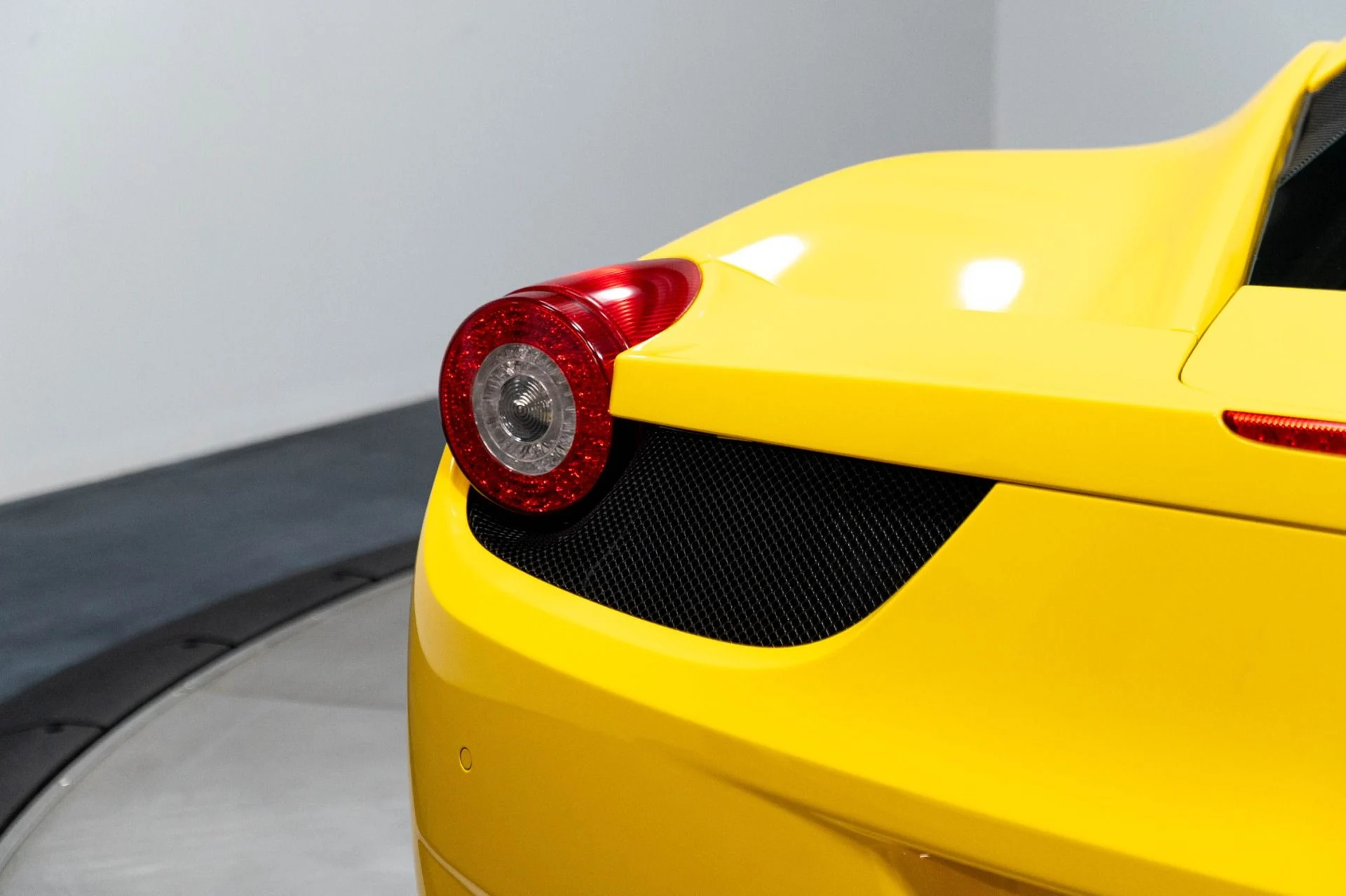 mph066_2895412093_Used_2010_Ferrari_458_Italia_1783118386_d3294d03ff