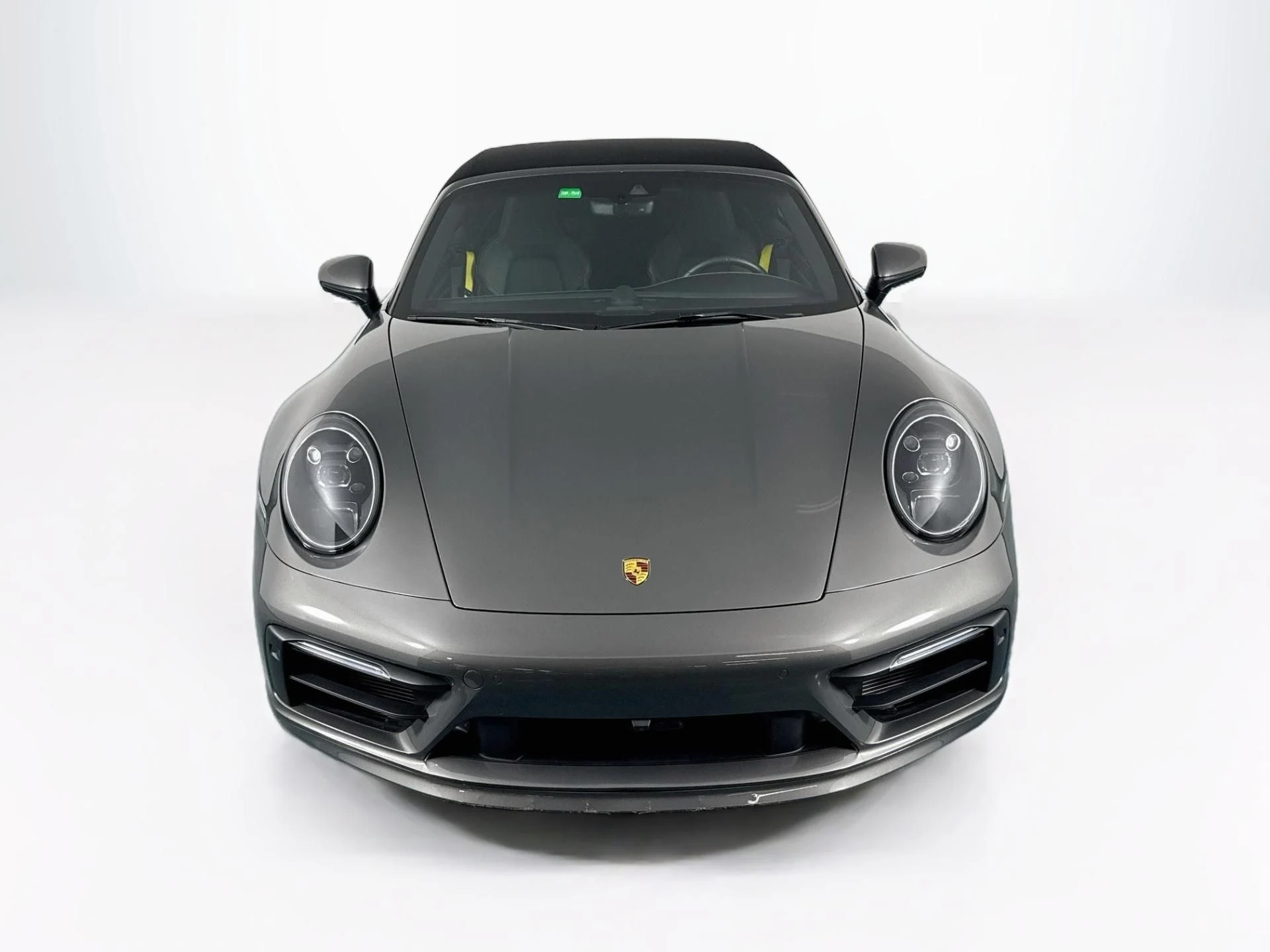 mph066_290001909_Used_2020_Porsche_911_Carrera_S_1788553627_a9d7364554