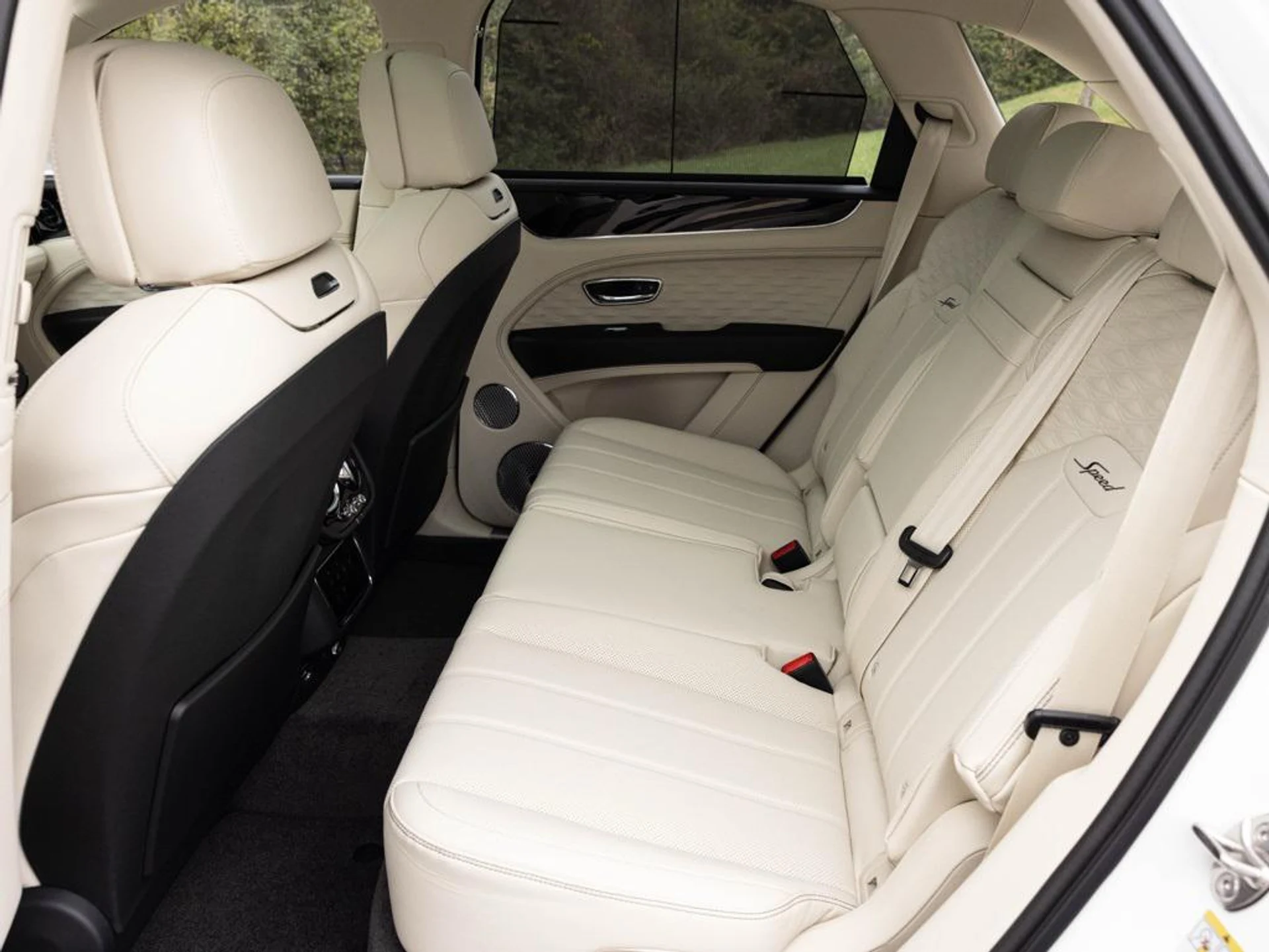 mph066_2917780756_480417656_693907d3be3adbc4f79da67b_01f590cd4a