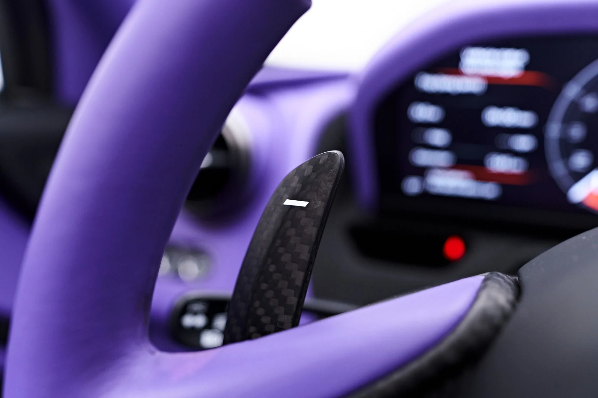 mph066_2921620074_Used_2022_Mc_Laren_765_LT_Base_1753480618_c7489039e4