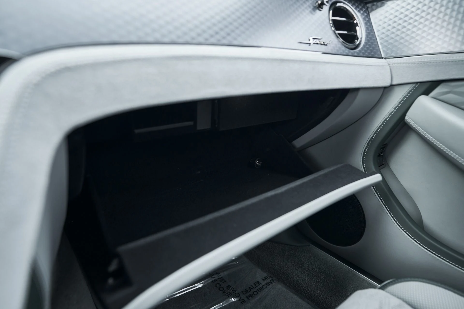 mph066_3038343367_Used_2025_Bentley_Continental_GT_Speed_1763168697_190cff6efe