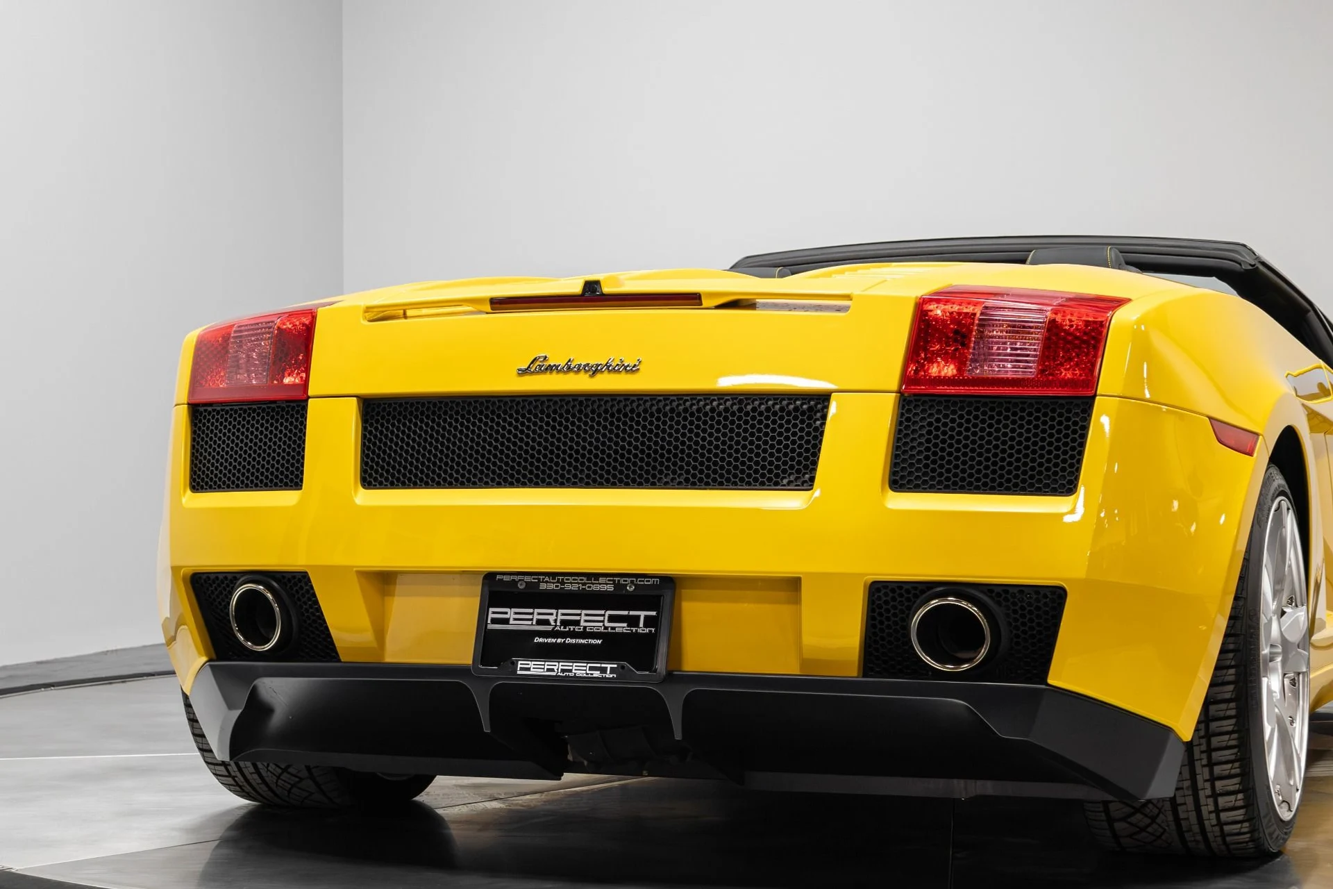 mph066_306345755_Used_2007_Lamborghini_Gallardo_Spyder_1766529333_82bf4271c0