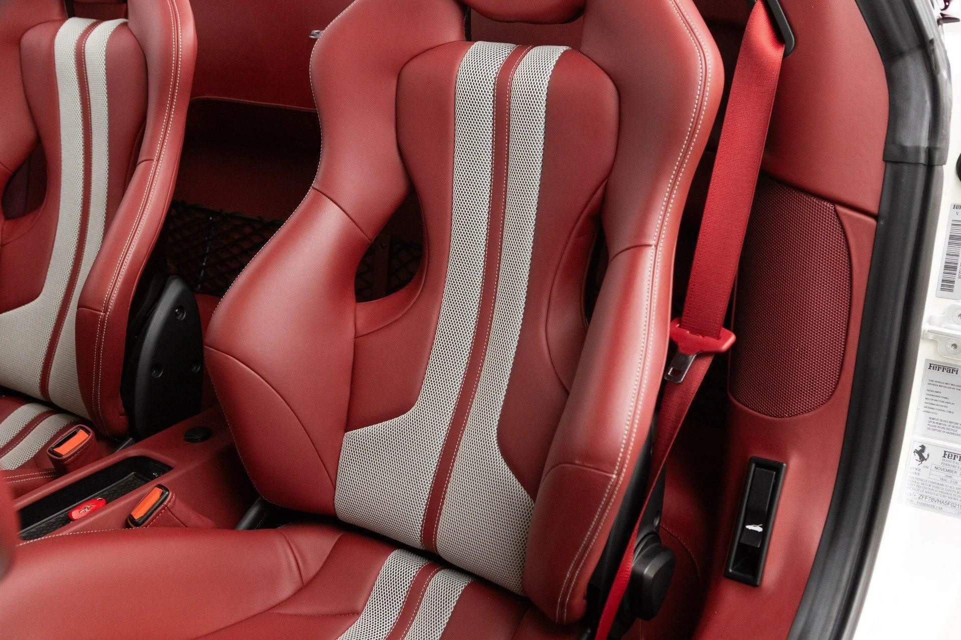 mph066_3069831708_Used_2015_Ferrari_458_Speciale_A_1782465334_6b442320b1