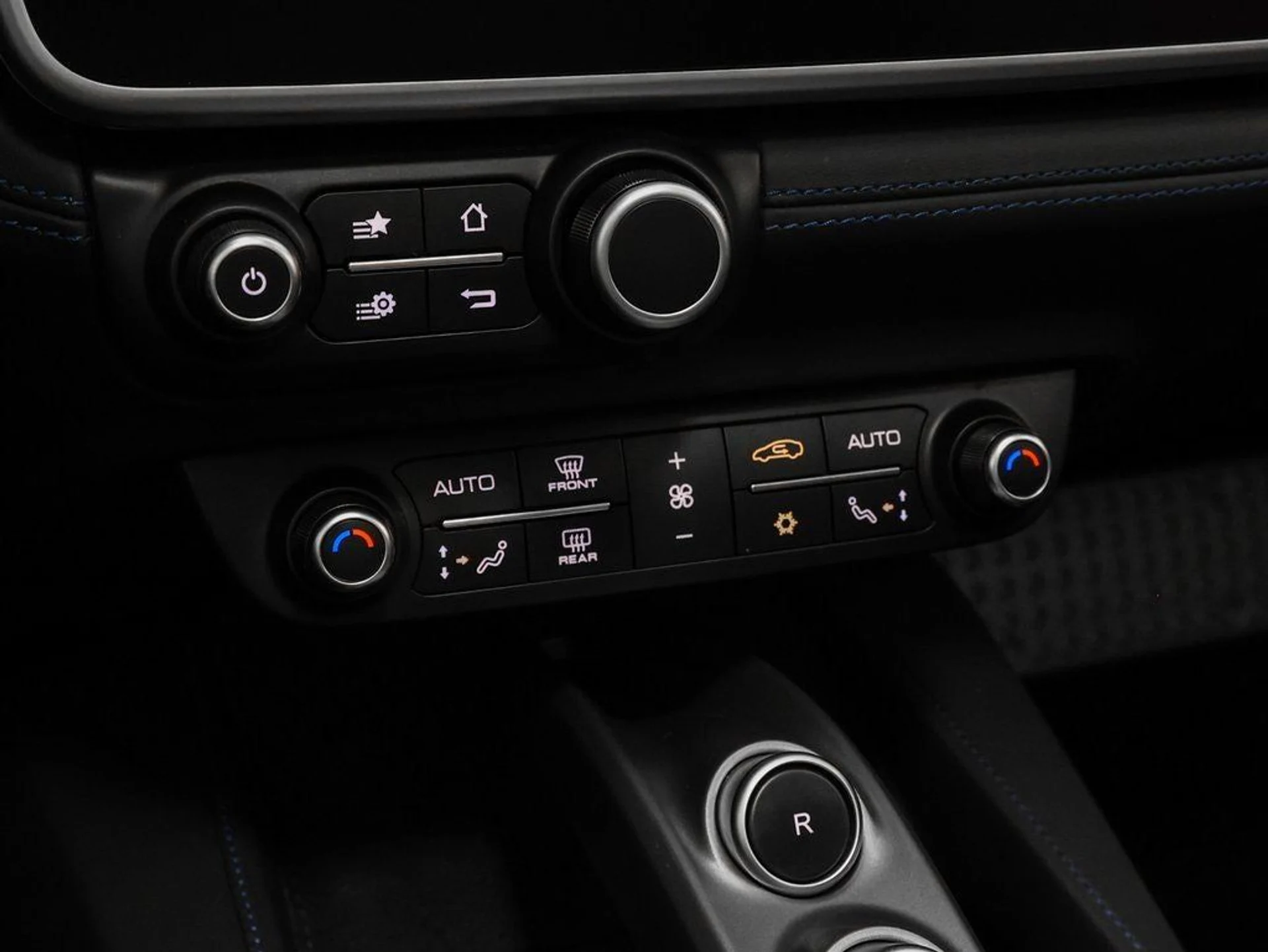 mph066_3073236554_67_60004ce10c