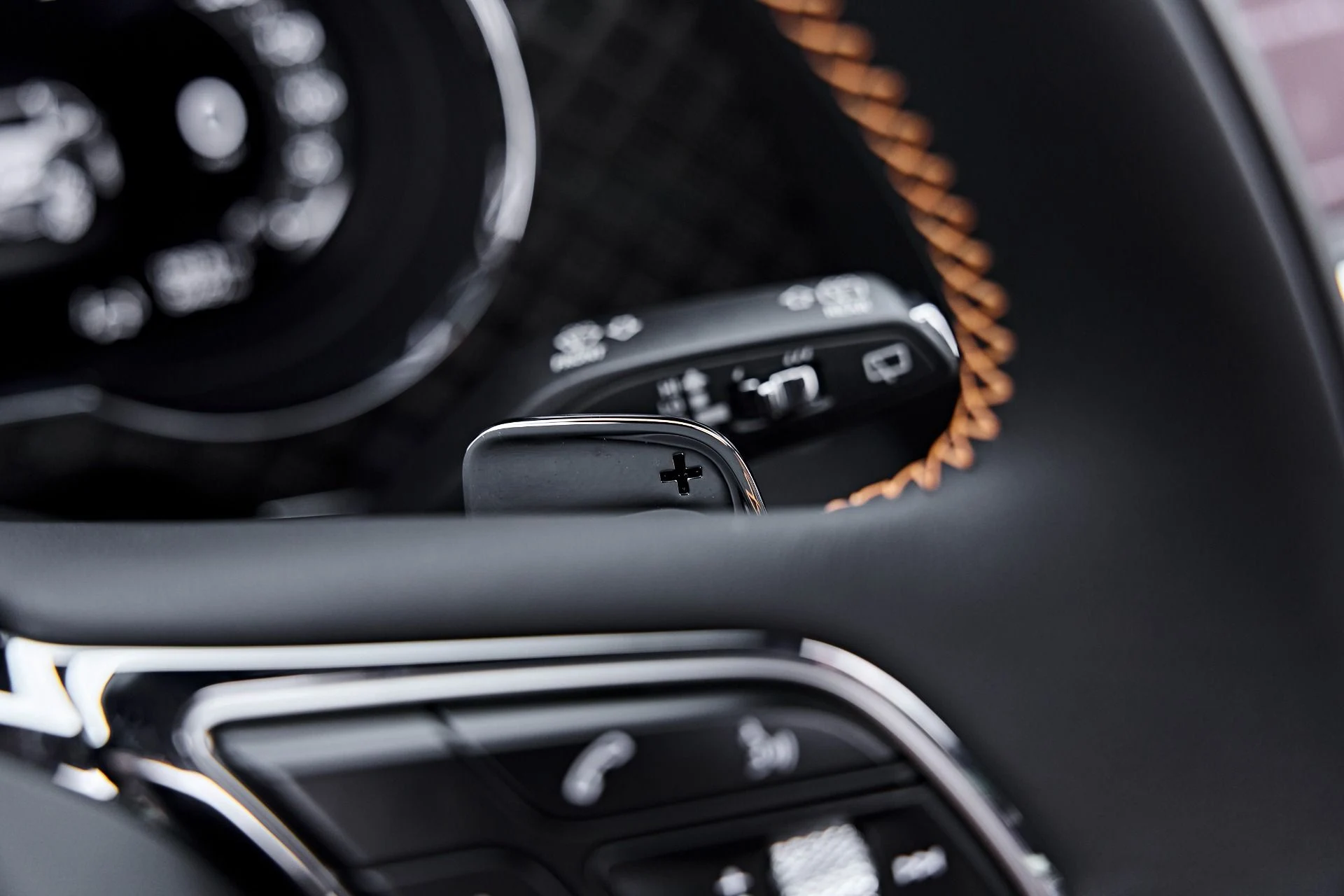 mph066_3124681624_Used_2025_Bentley_Bentayga_S_Black_Edition_1790644367_03fc42291e