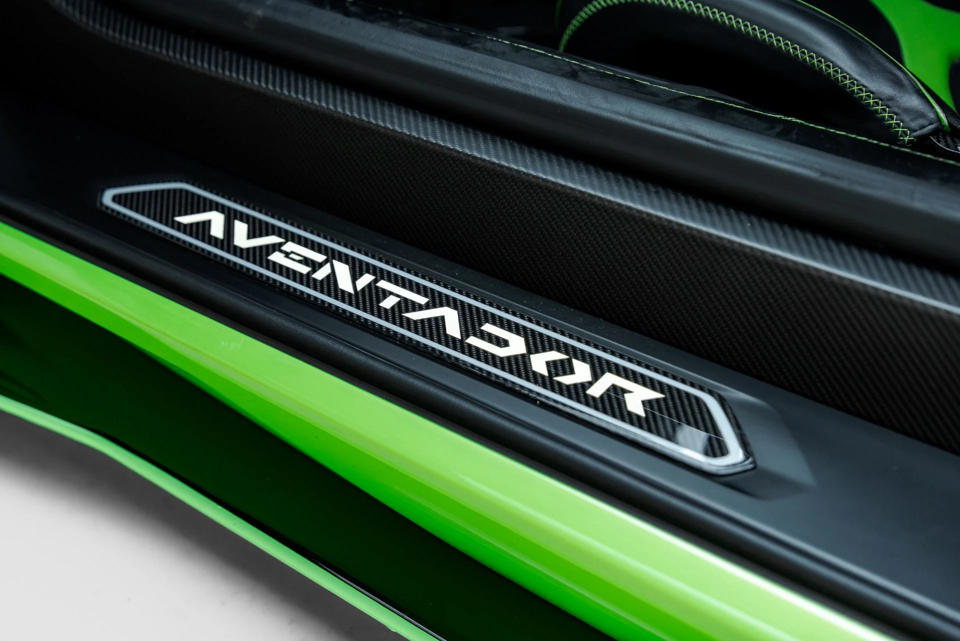 mph066_316294211_Used_2019_Lamborghini_Aventador_LP_770_4_SVJ_1789598591_a992602b9e
