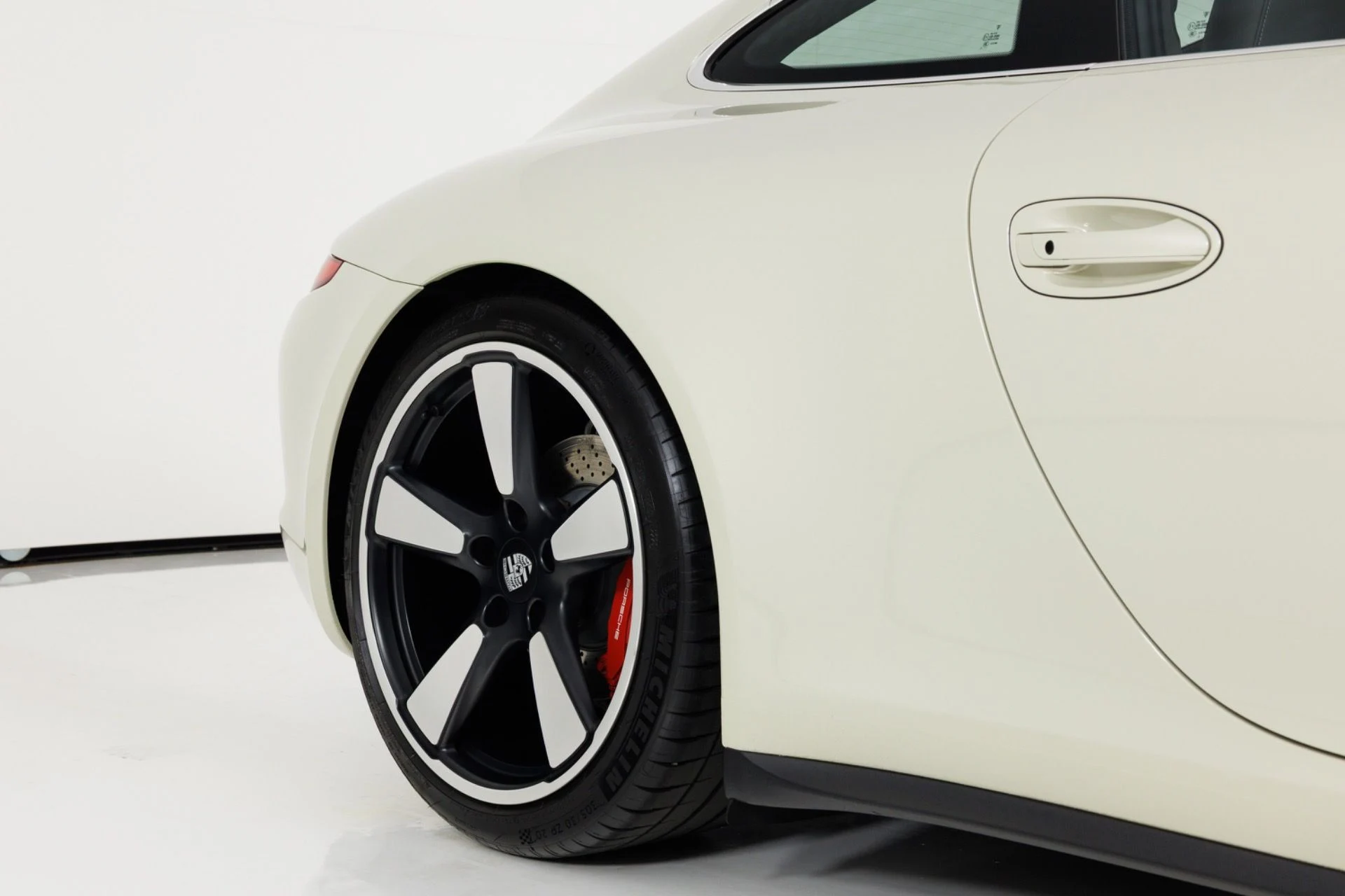 mph066_316965913_Used_2014_Porsche_911_Carrera_S_1781907468_6e3a71ab3f
