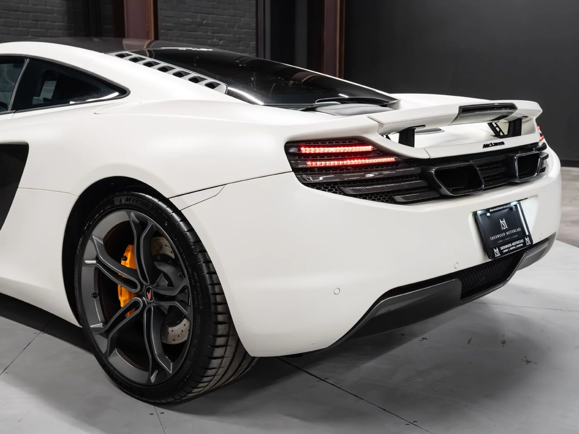 mph066_3182890400_mclaren_mp4_12c_2012_e246694d91