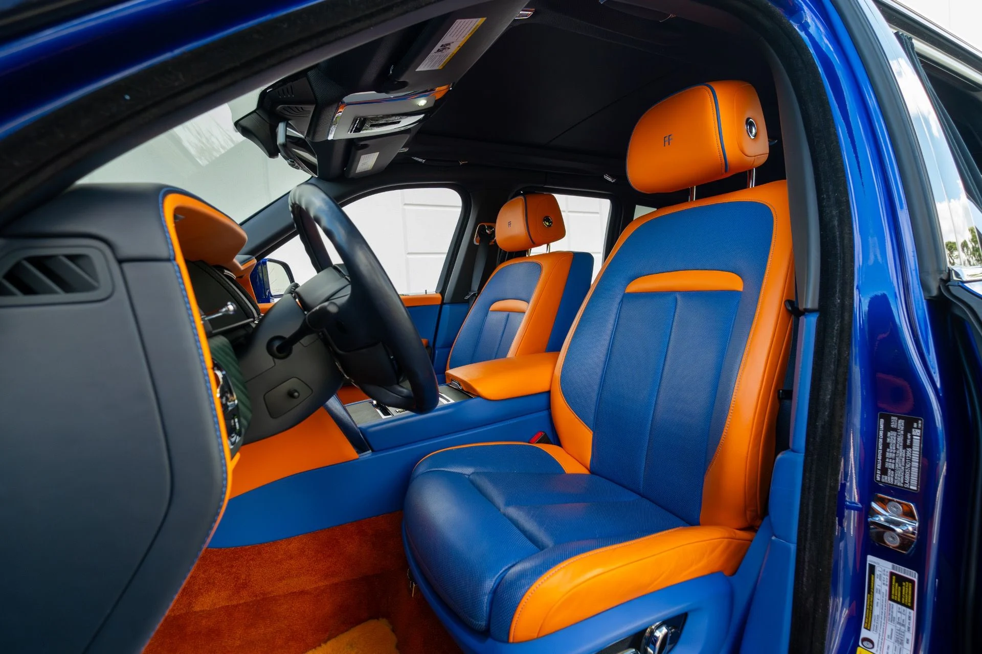 mph066_3203840007_Used_2019_Rolls_Royce_Cullinan_1764189669_dd9d767753