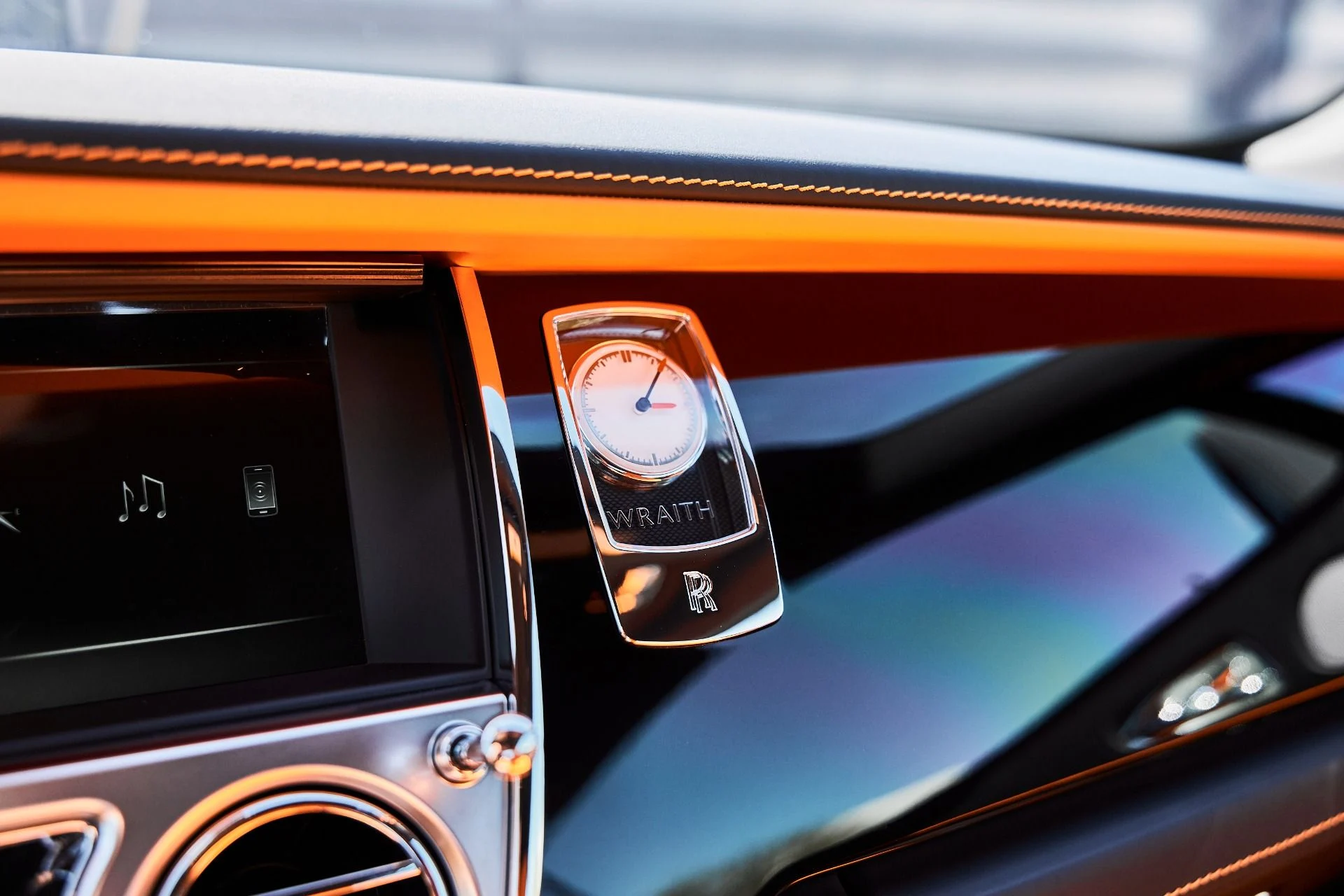 mph066_3222062837_Used_2020_Rolls_Royce_Wraith_Base_1776302676_3736133d65