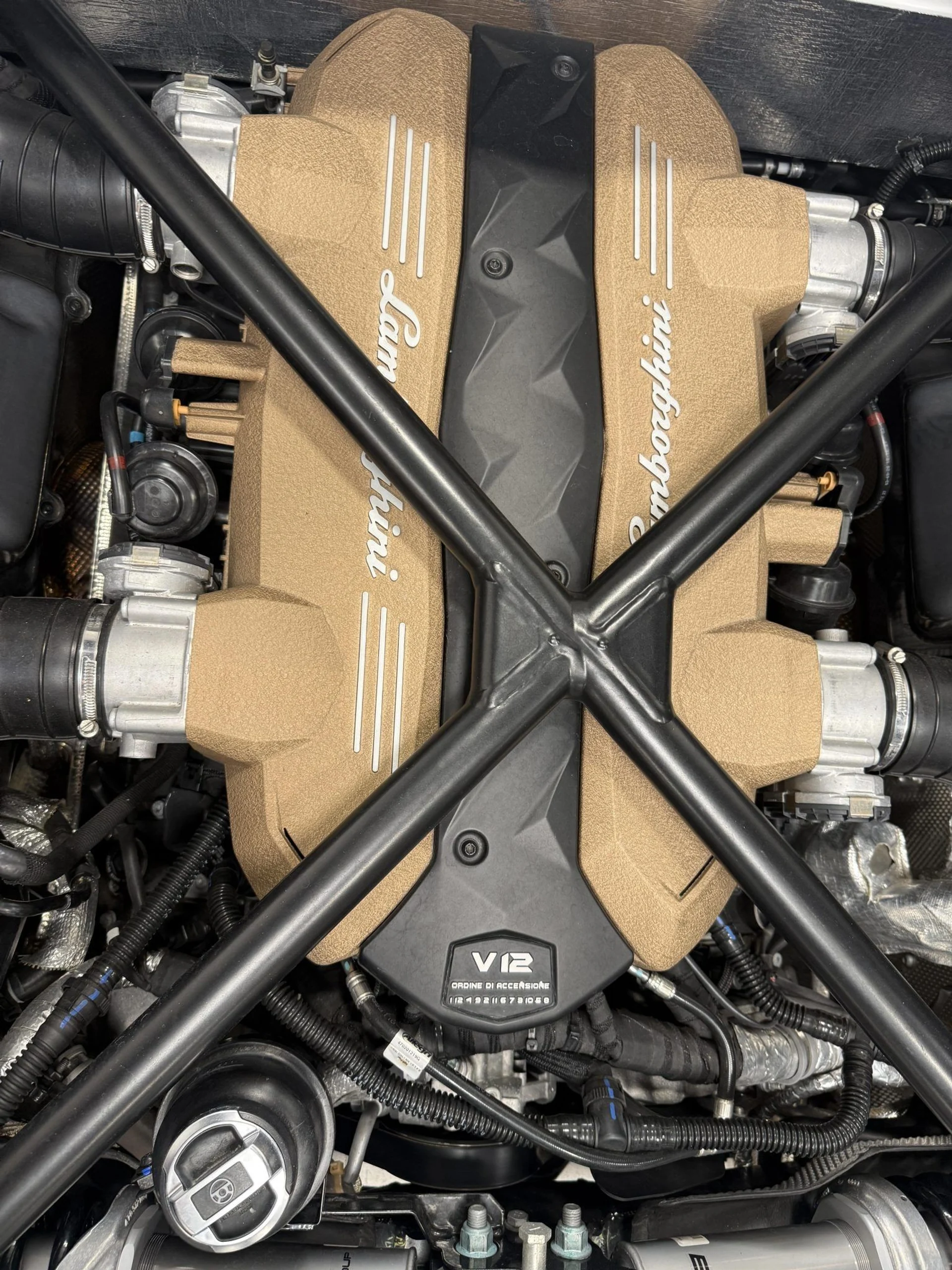 mph066_3269433294_Used_2021_Lamborghini_Aventador_SVJ_LP_770_4_SVJ_1780076945_7346fe3bb9