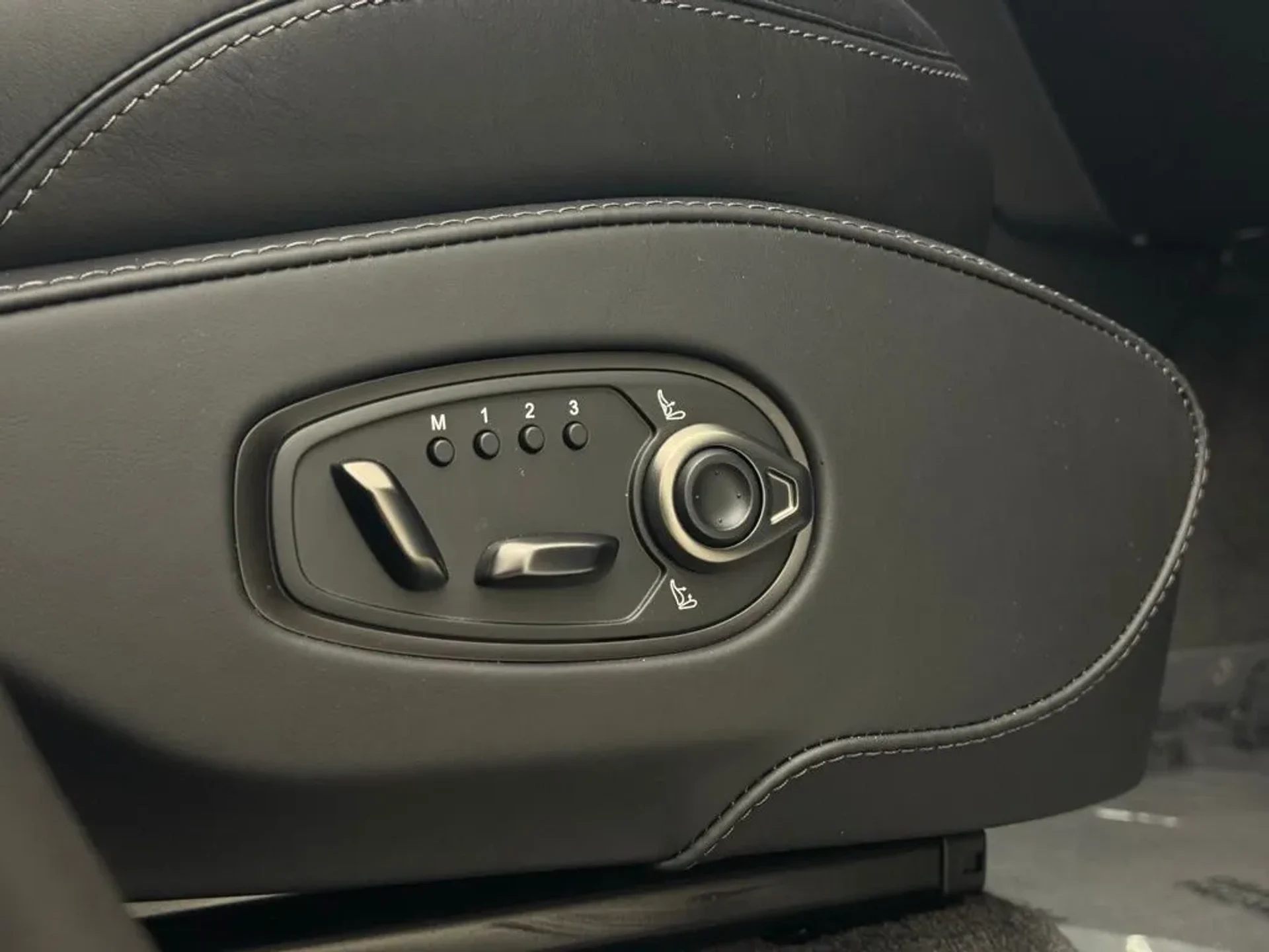 mph066_3277816533_7dqjk0dwb37822ty8b7rvhwm5pb3_f8868b7114