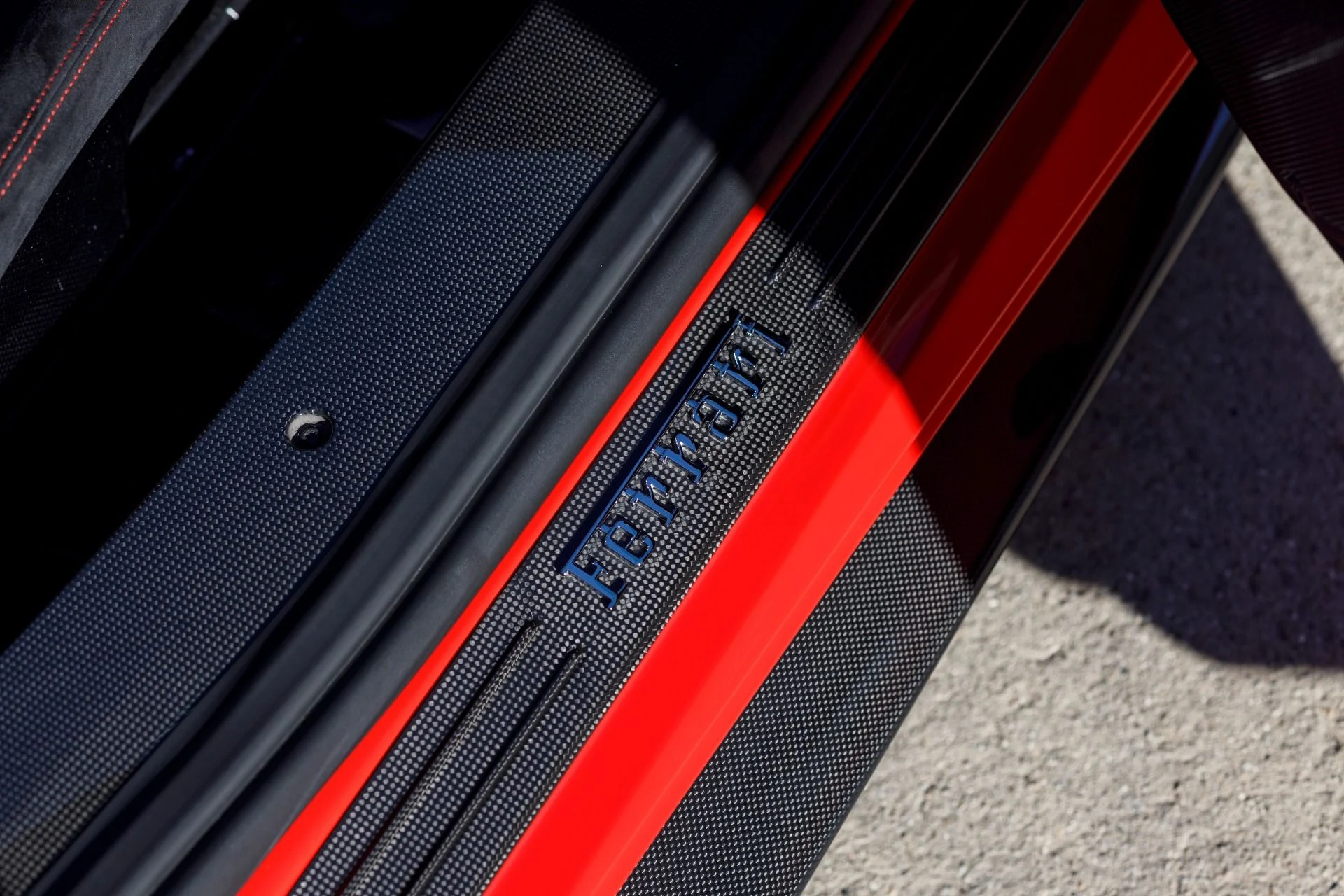 mph066_3294516778_Used_2020_Ferrari_488_Pista_1765914948_5d9f7f5baf