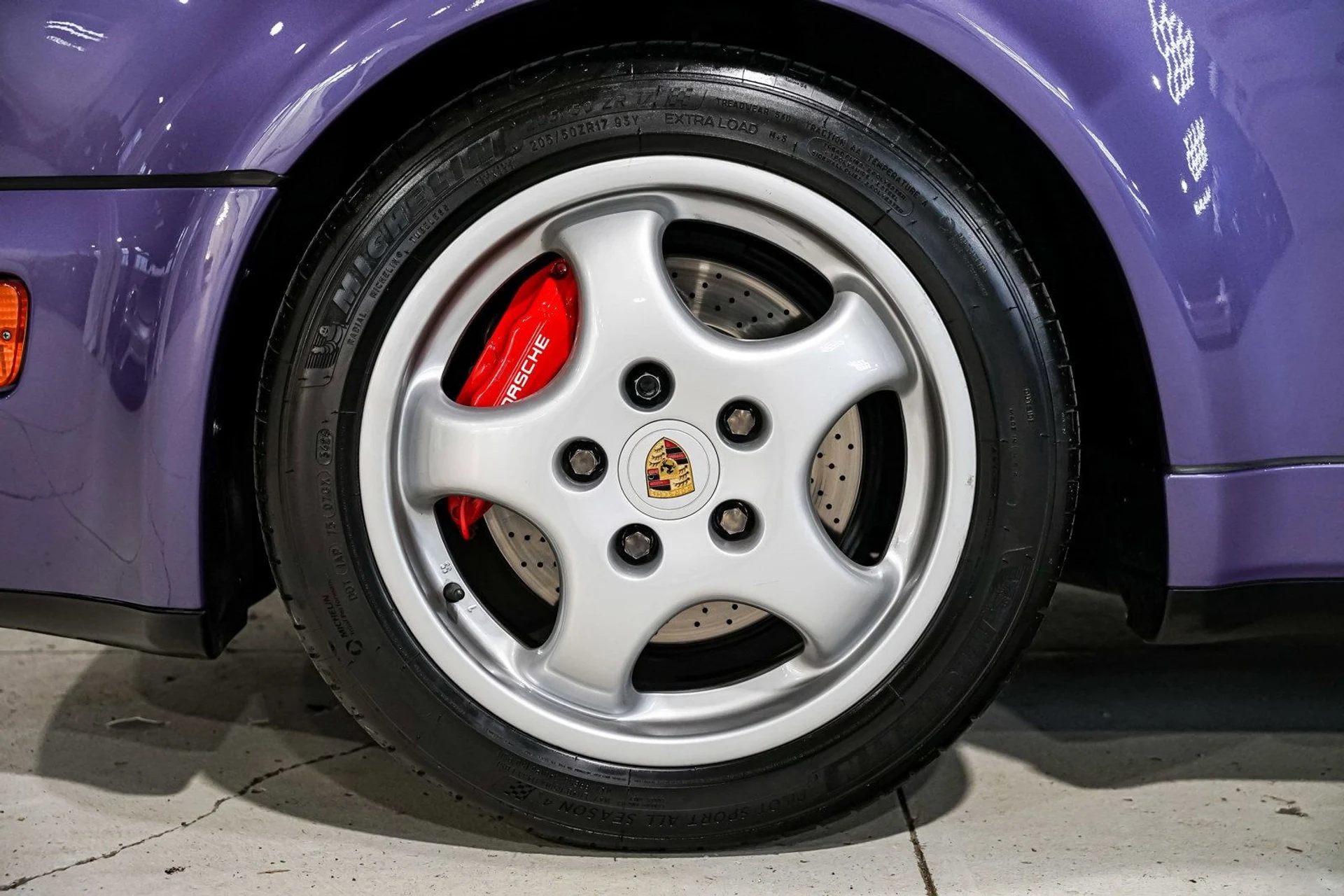 mph066_3522710146_b6363331c4c8233e0a1fdc562a55d79bx_4b1f0d3ed4