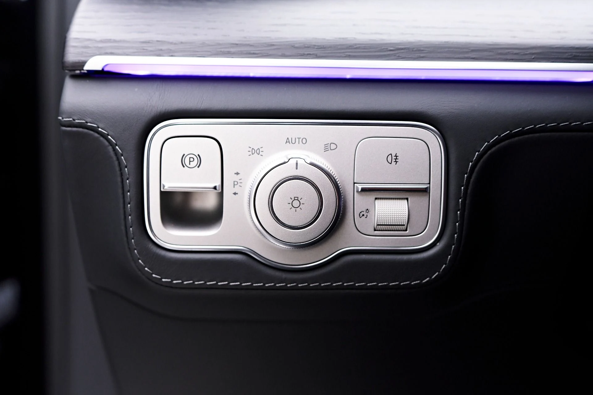 mph066_3632002688_Used_2022_Mercedes_Benz_GLS_Maybach_GLS_600_1747446181_521cdebdca