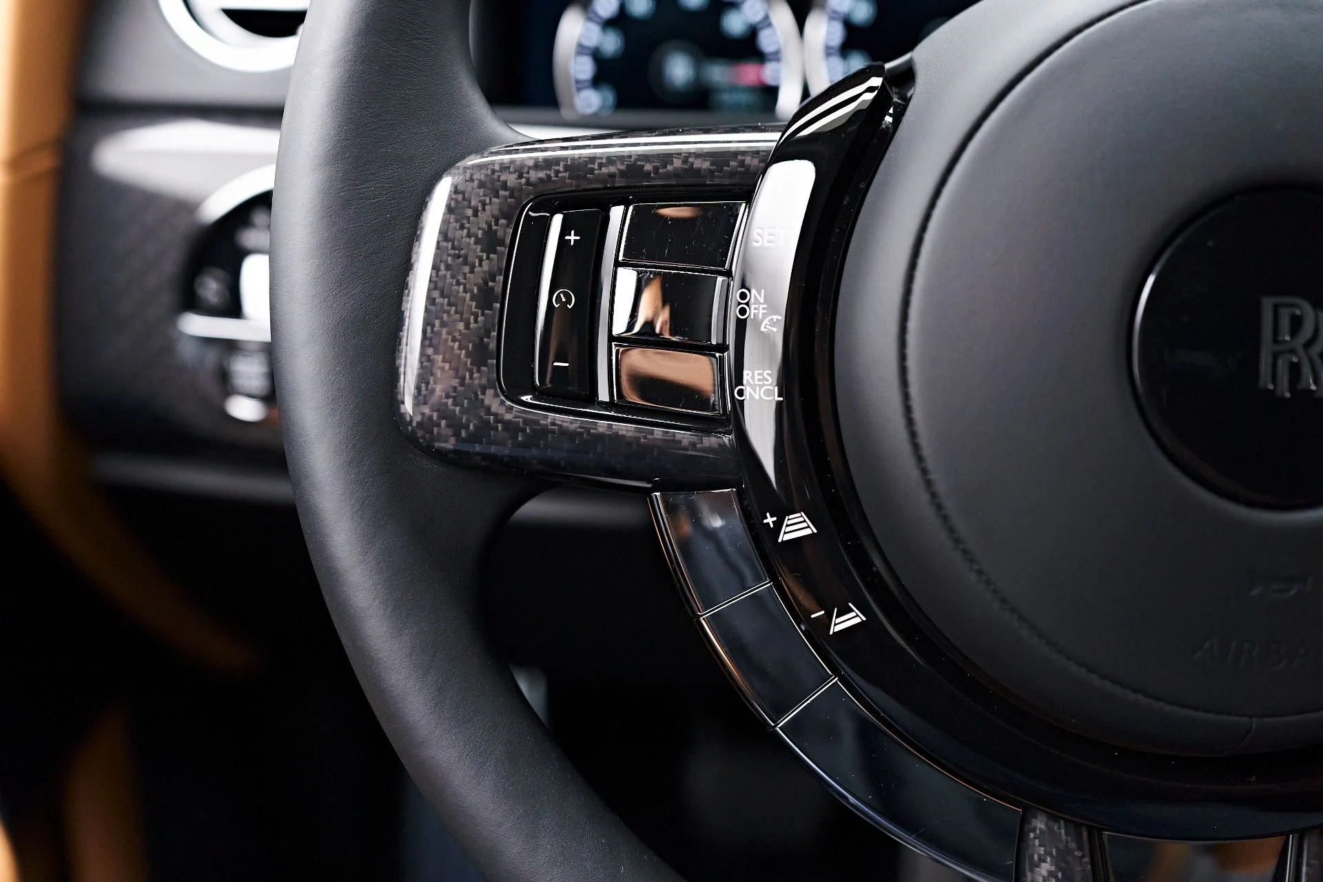 mph066_3648020611_Used_2022_Rolls_Royce_Cullinan_Base_1679686724_a584f5f8f2