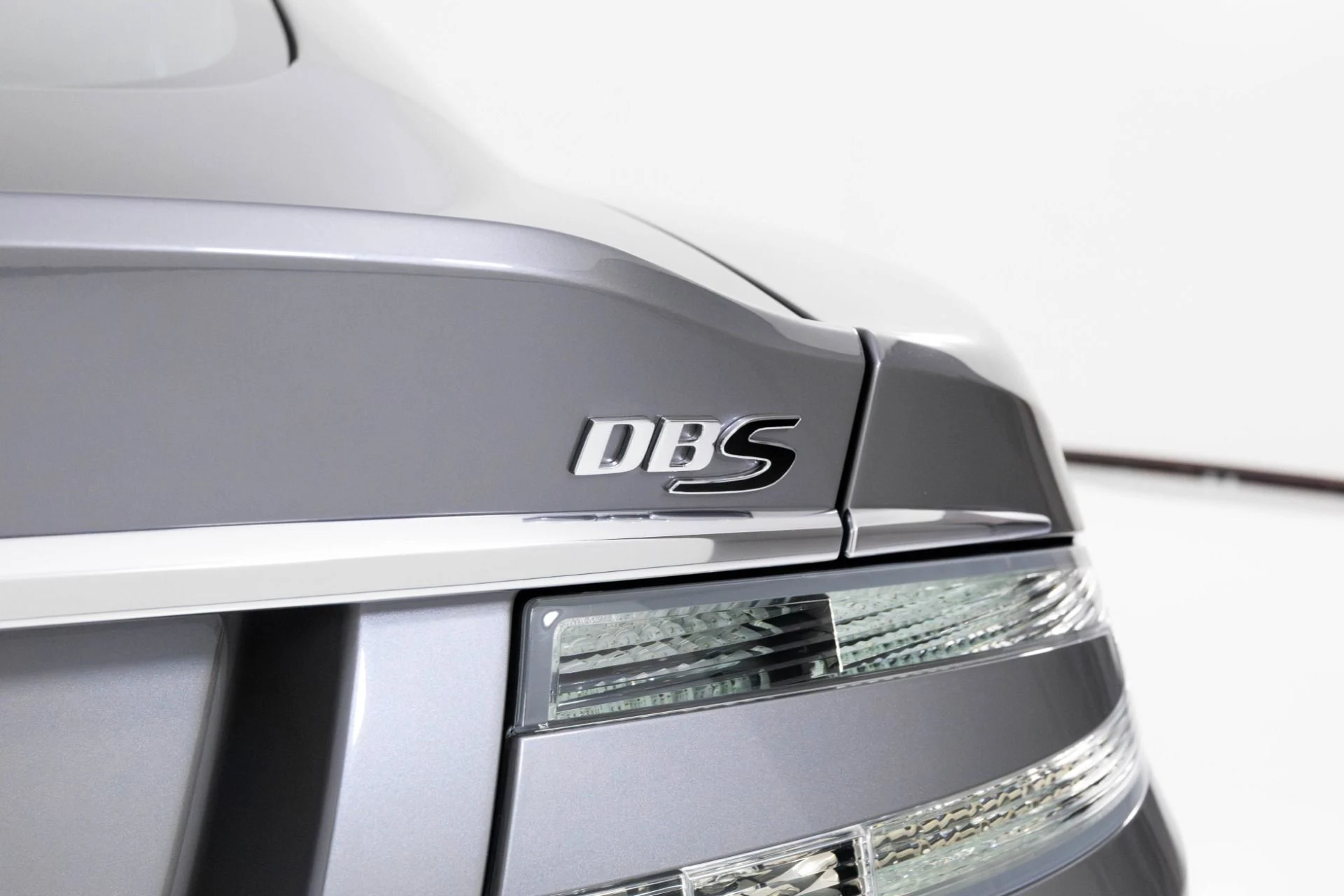 mph066_3687055162_Used_2009_Aston_Martin_DBS_1763602410_783352319c