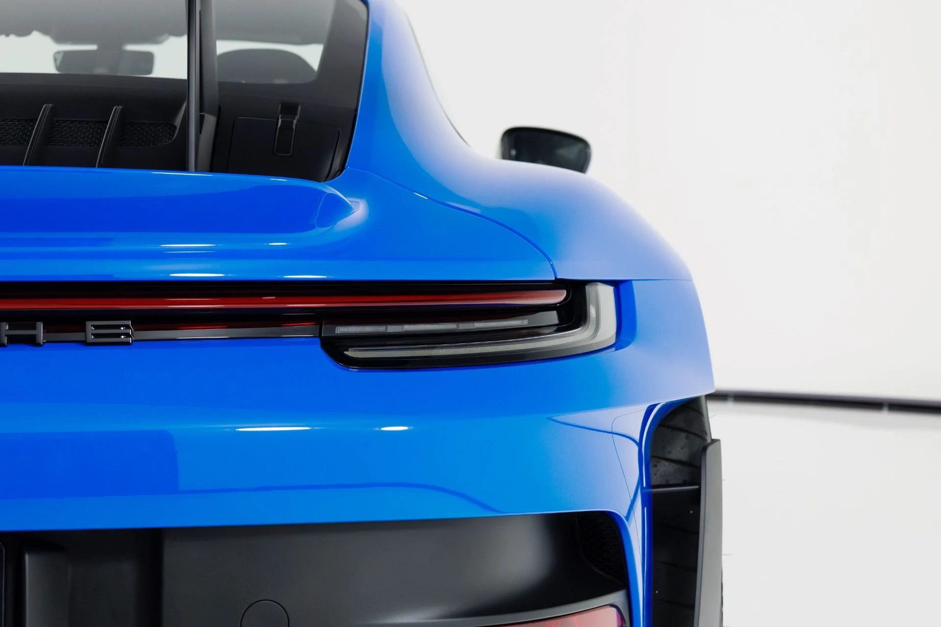 mph066_3694945605_Used_2024_Porsche_911_GT_3_RS_1771372608_08d81a9271