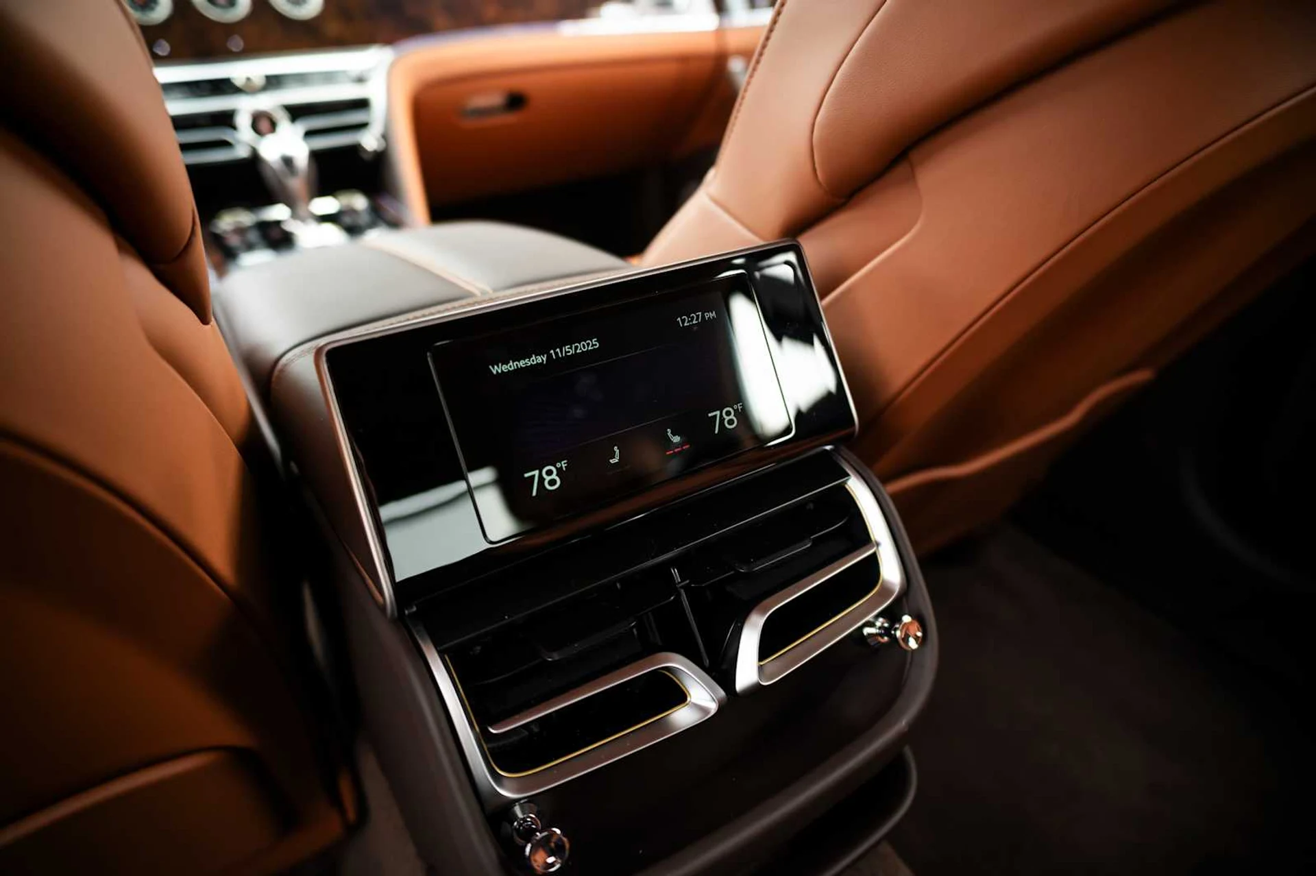 mph066_3707283012_ce516cc54153b57d2cb31308531b0d0cx_2c64cec957