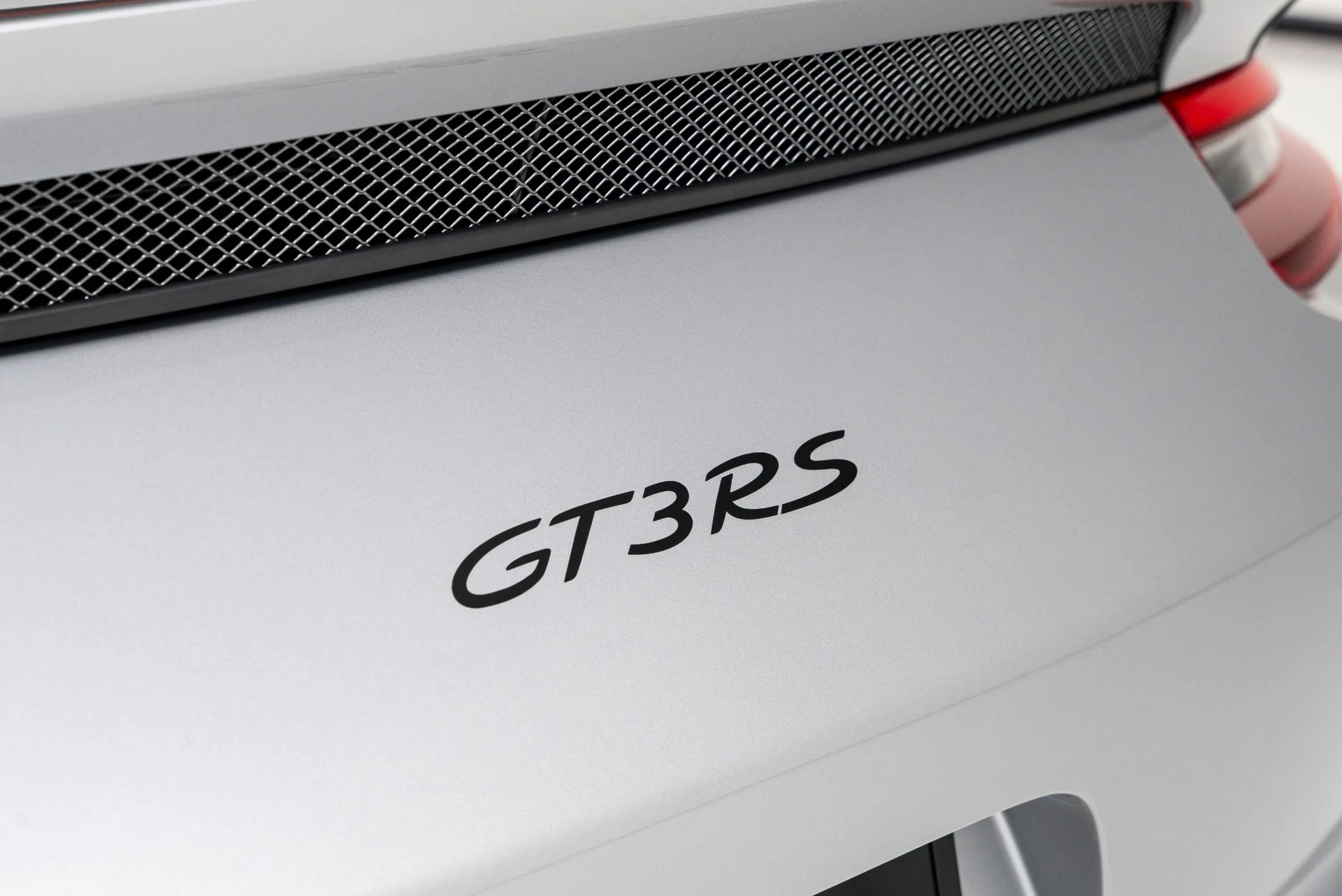 mph066_3759455732_Used_2019_Porsche_911_GT_3_RS_1786044019_6080cf8bee