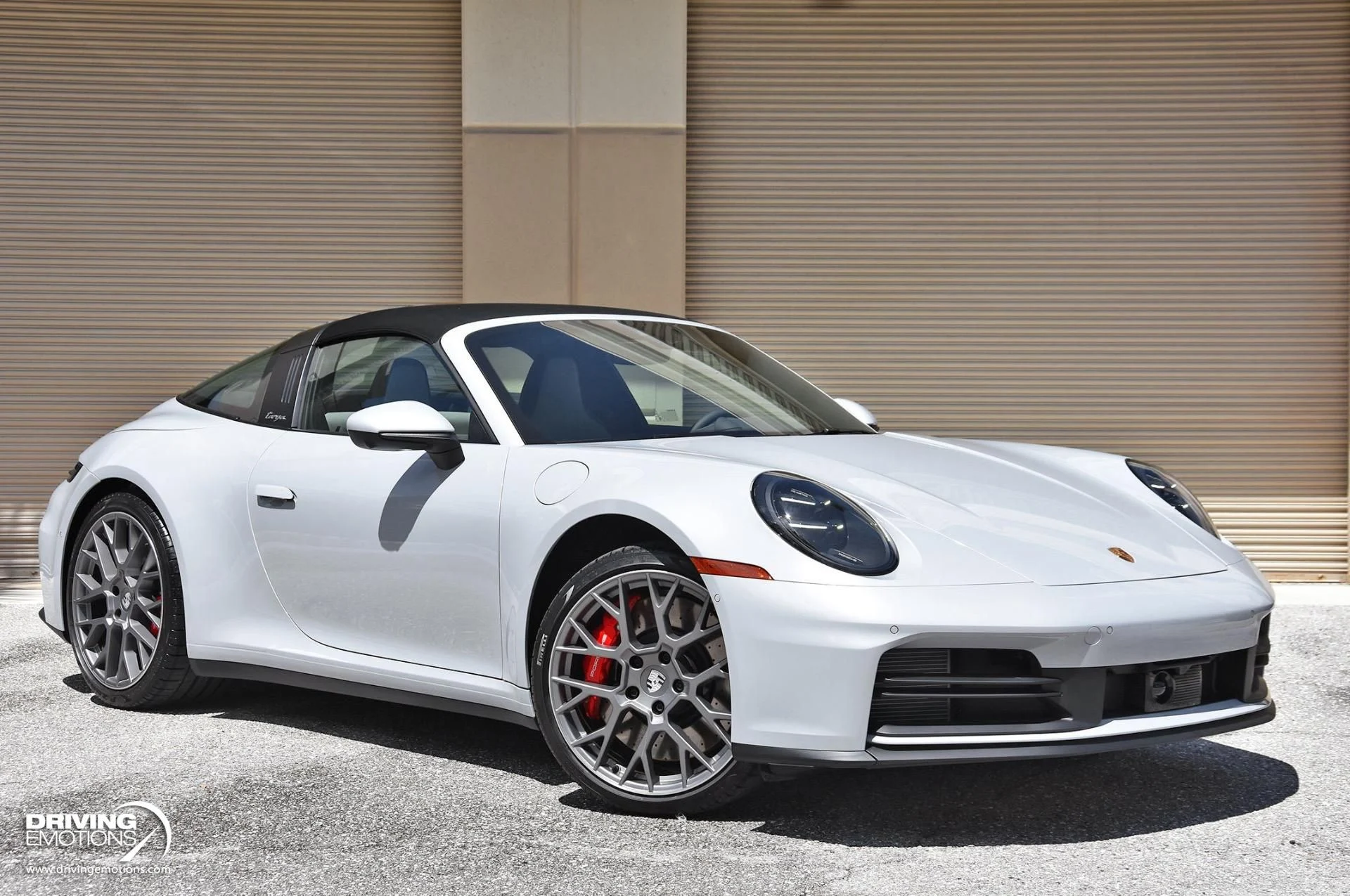 mph066_3763669838_898_p67_l_7f6d8ecac1