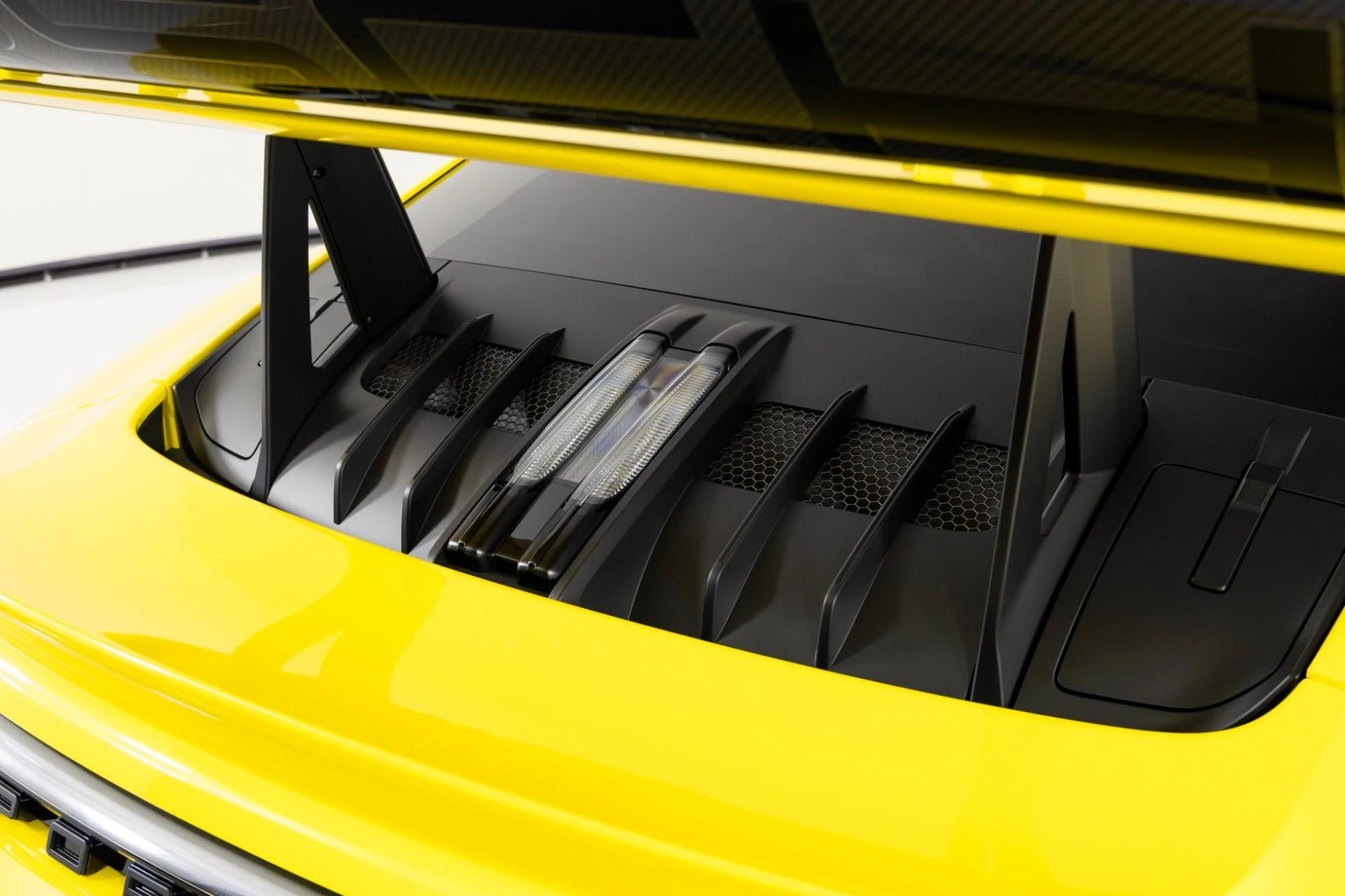 mph066_3799507257_Used_2024_Porsche_911_GT_3_RS_1770767550_57b4442fa8