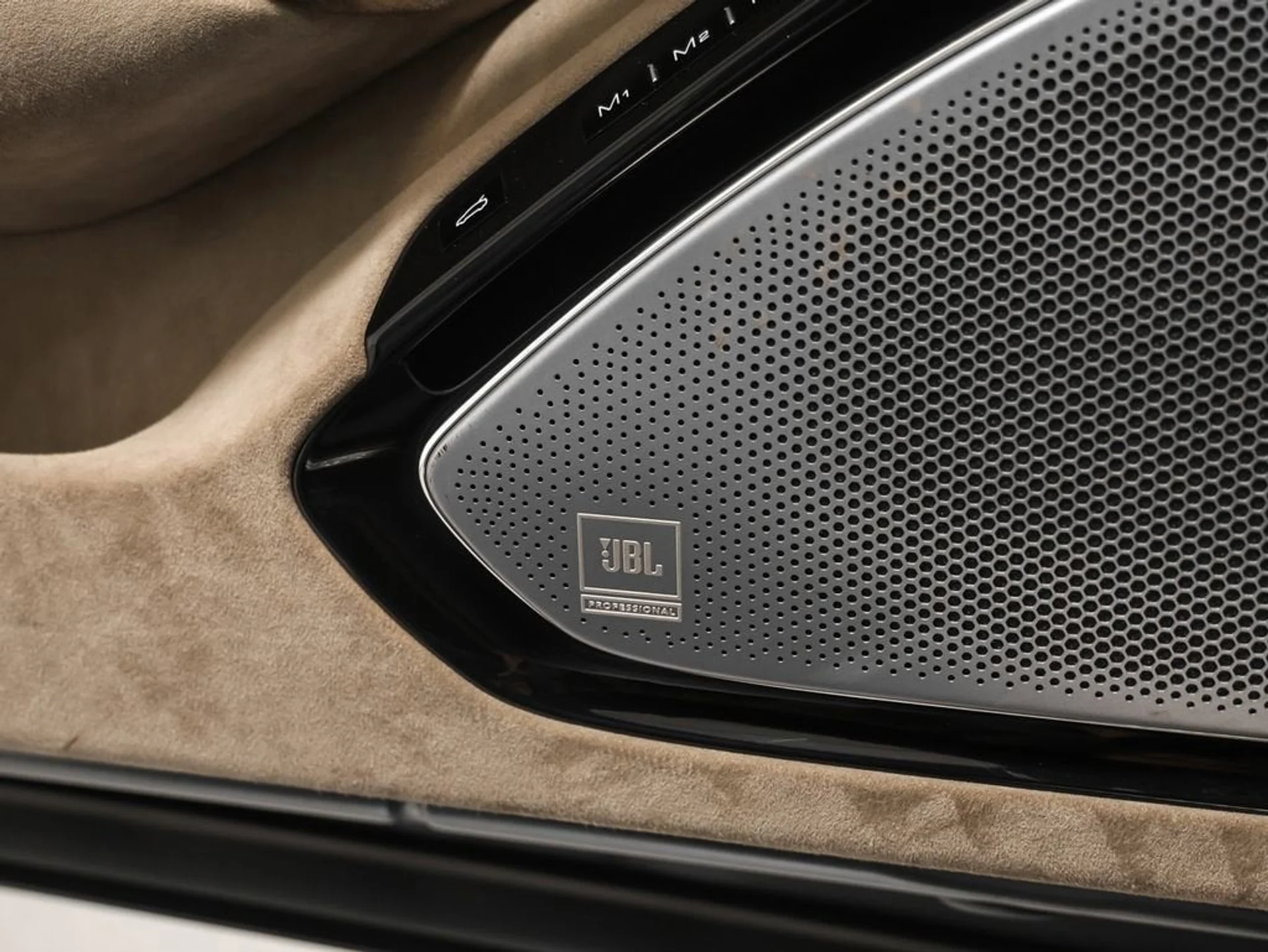 mph066_3814850712_67_d52f468e78