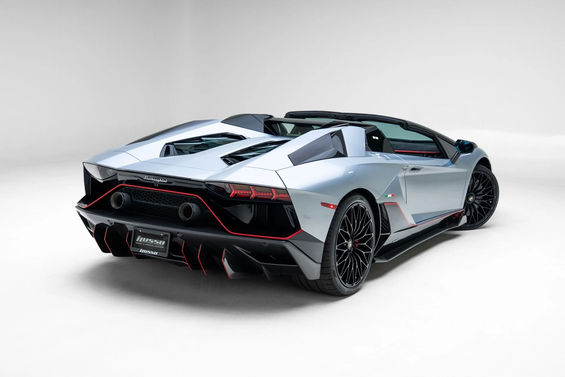 mph066_38500473_Used_2022_Lamborghini_Aventador_LP_780_4_Ultimae_1773941131_2d883fa569