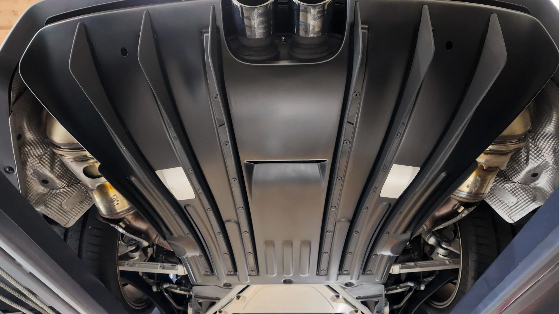 mph066_3863010507_Used_2024_Porsche_911_GT_3_Touring_1752270859_58d7d262f8