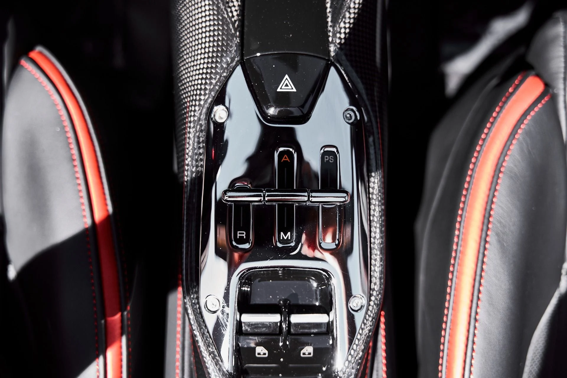 mph066_3877326542_Used_2025_Ferrari_SF_90_Spider_Base_1776296546_e73e94ae56