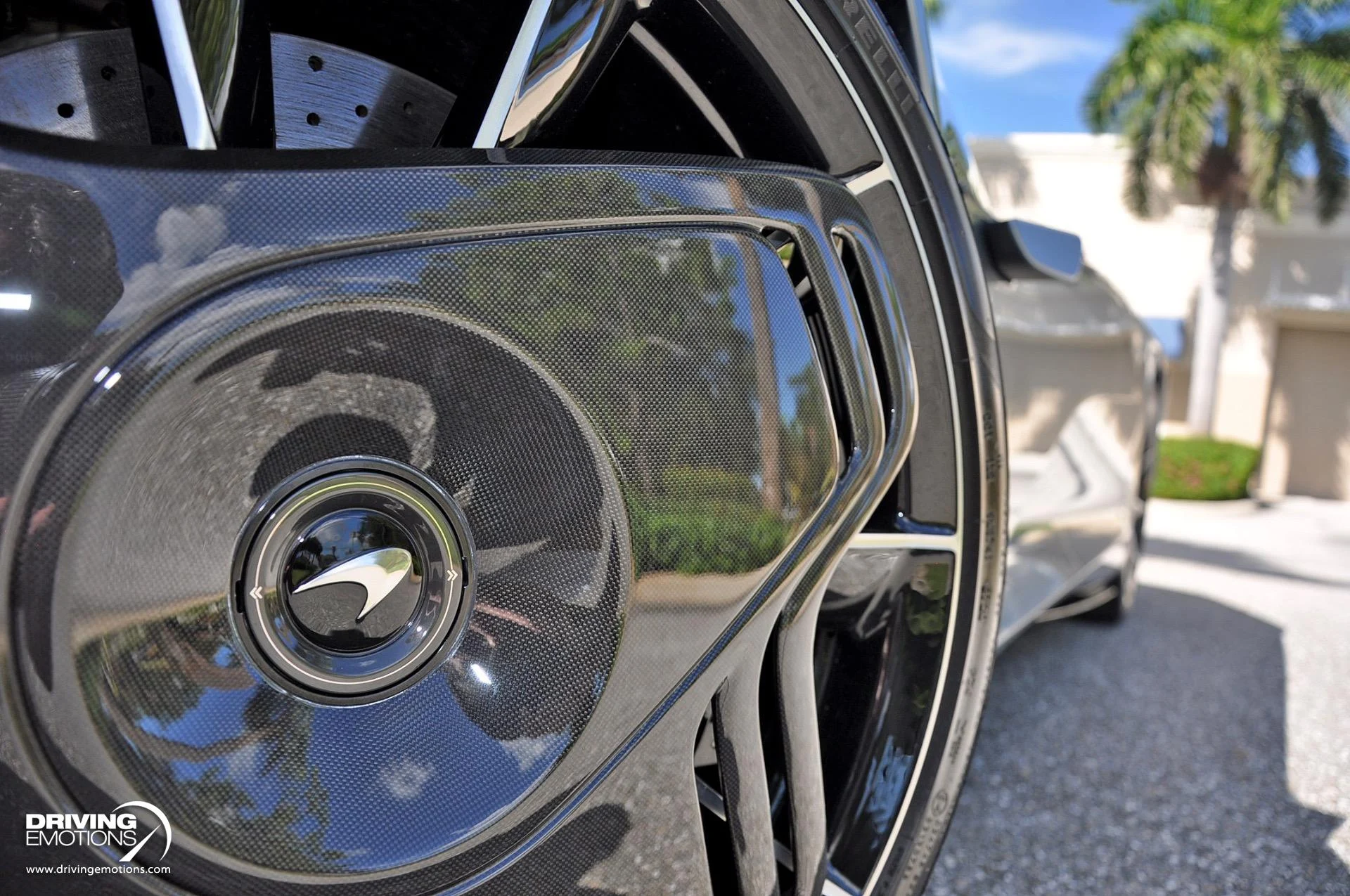 mph066_3898723559_821_p67_l_19395269c7