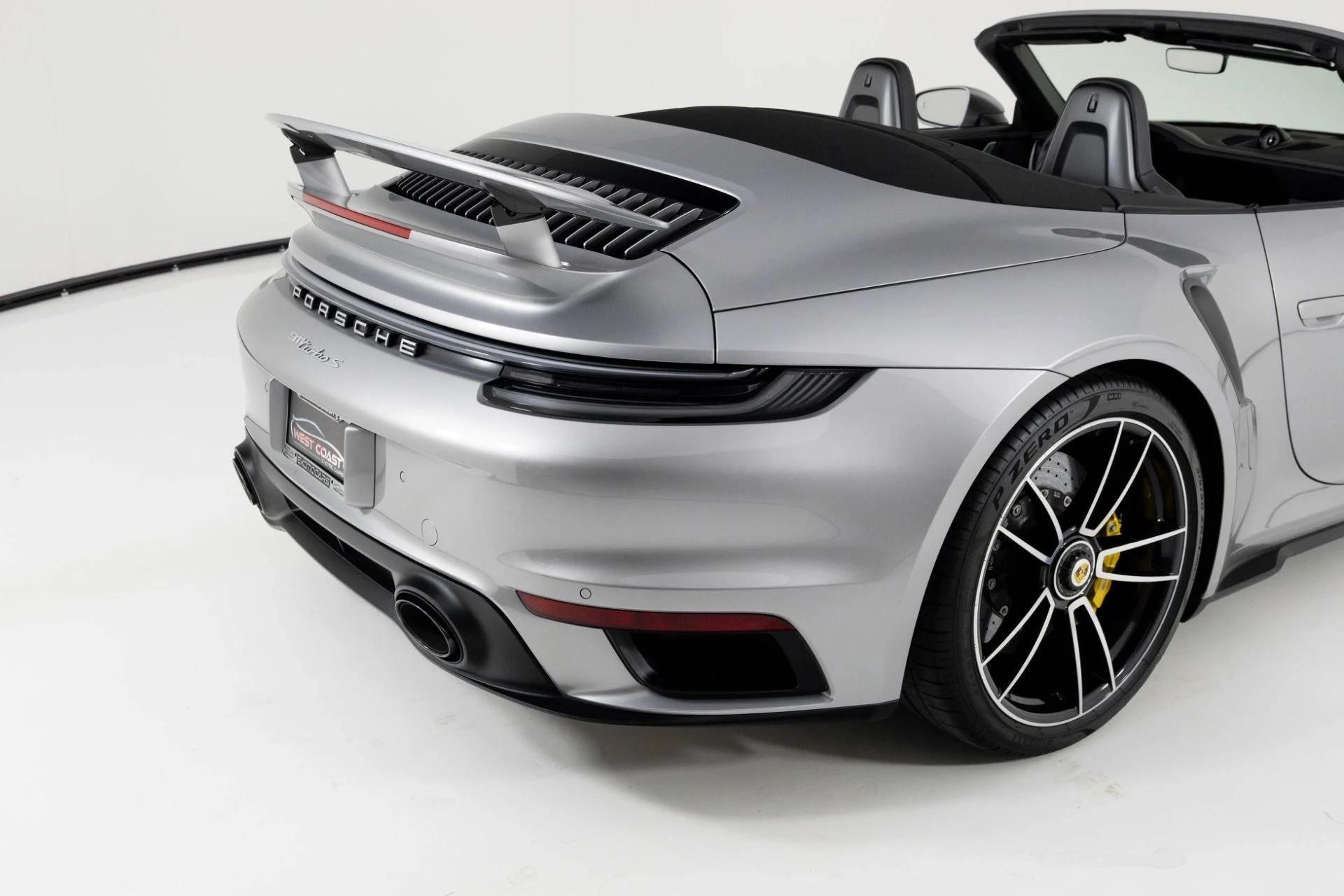 mph066_389939003_Used_2022_Porsche_911_Turbo_S_1764184632_f180b285cc