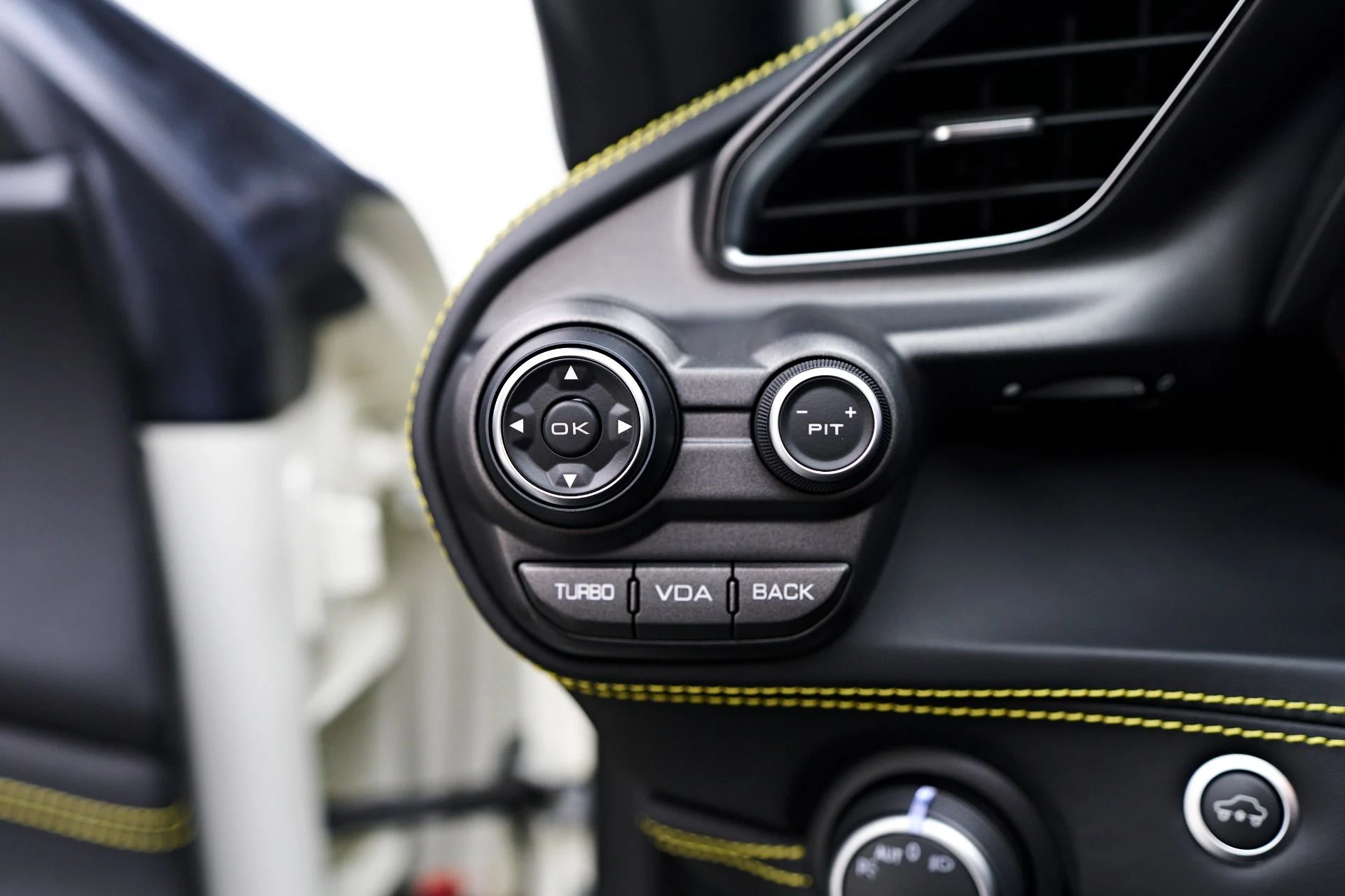 mph066_3913942704_Used_2019_Ferrari_488_Spider_Base_1748546084_07c0a80862