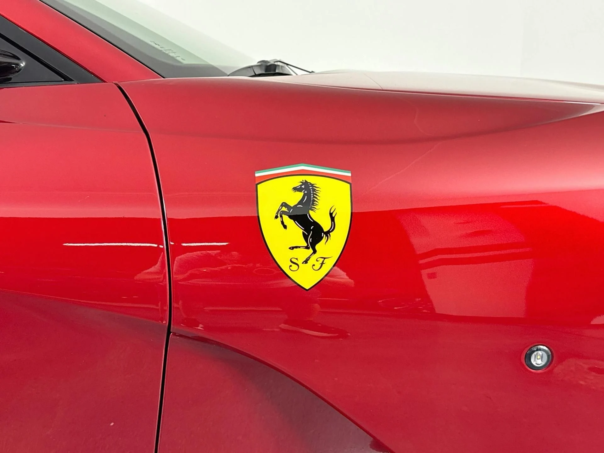 mph066_4040957360_Used_2020_Ferrari_812_Superfast_1788899443_0c03c33fda