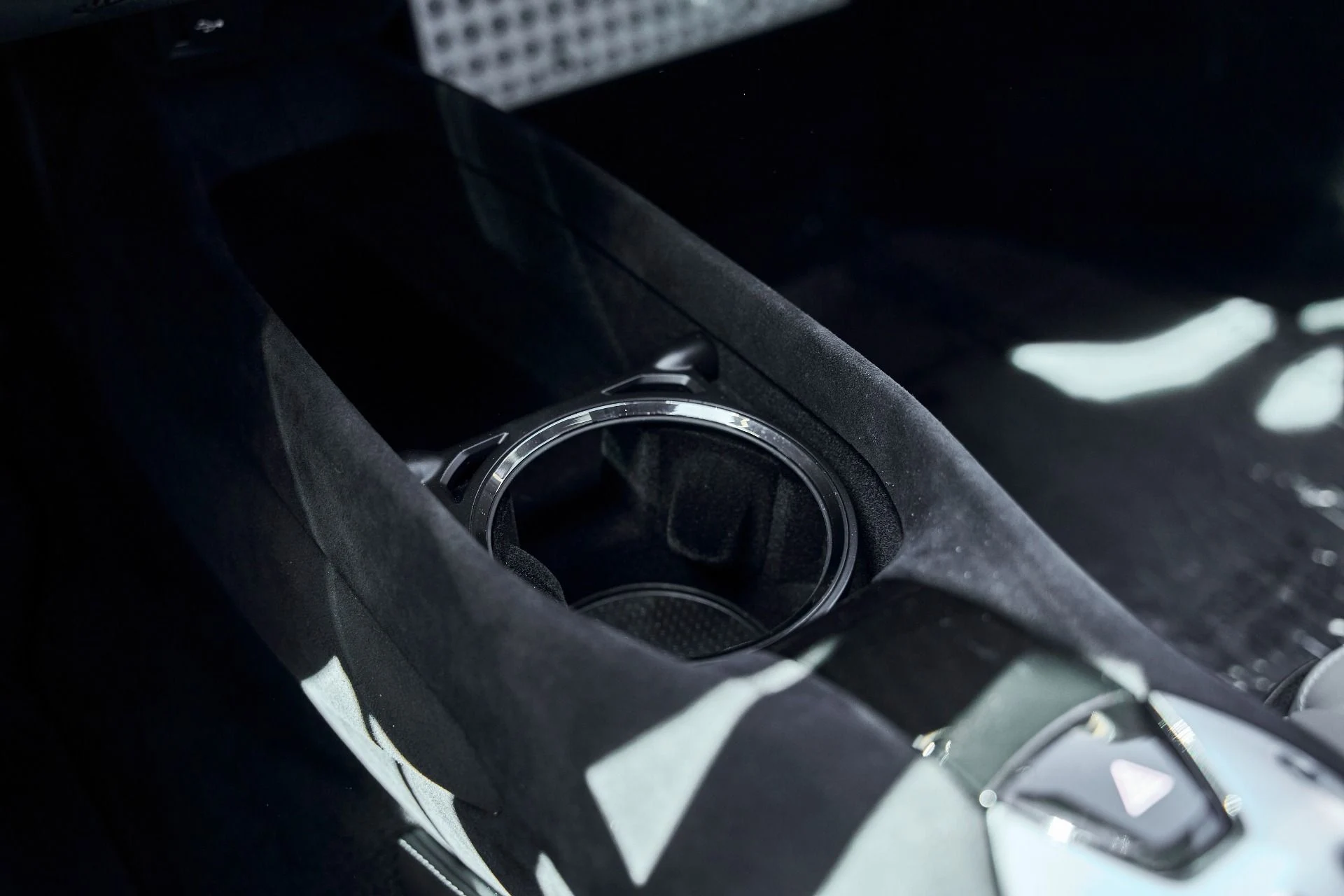 mph066_4048171023_Used_2023_Ferrari_SF_90_Stradale_Base_1771034691_76c1e70546