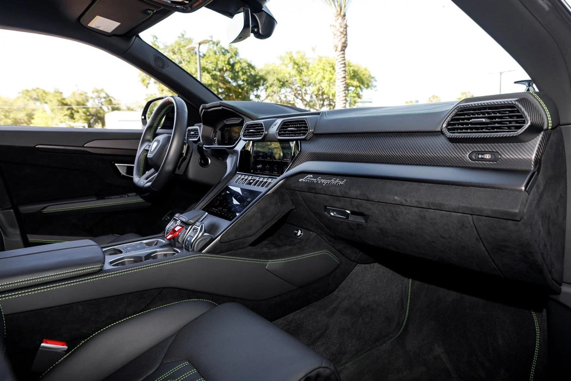 mph066_4087345_667_p68_l_5448e8ec82