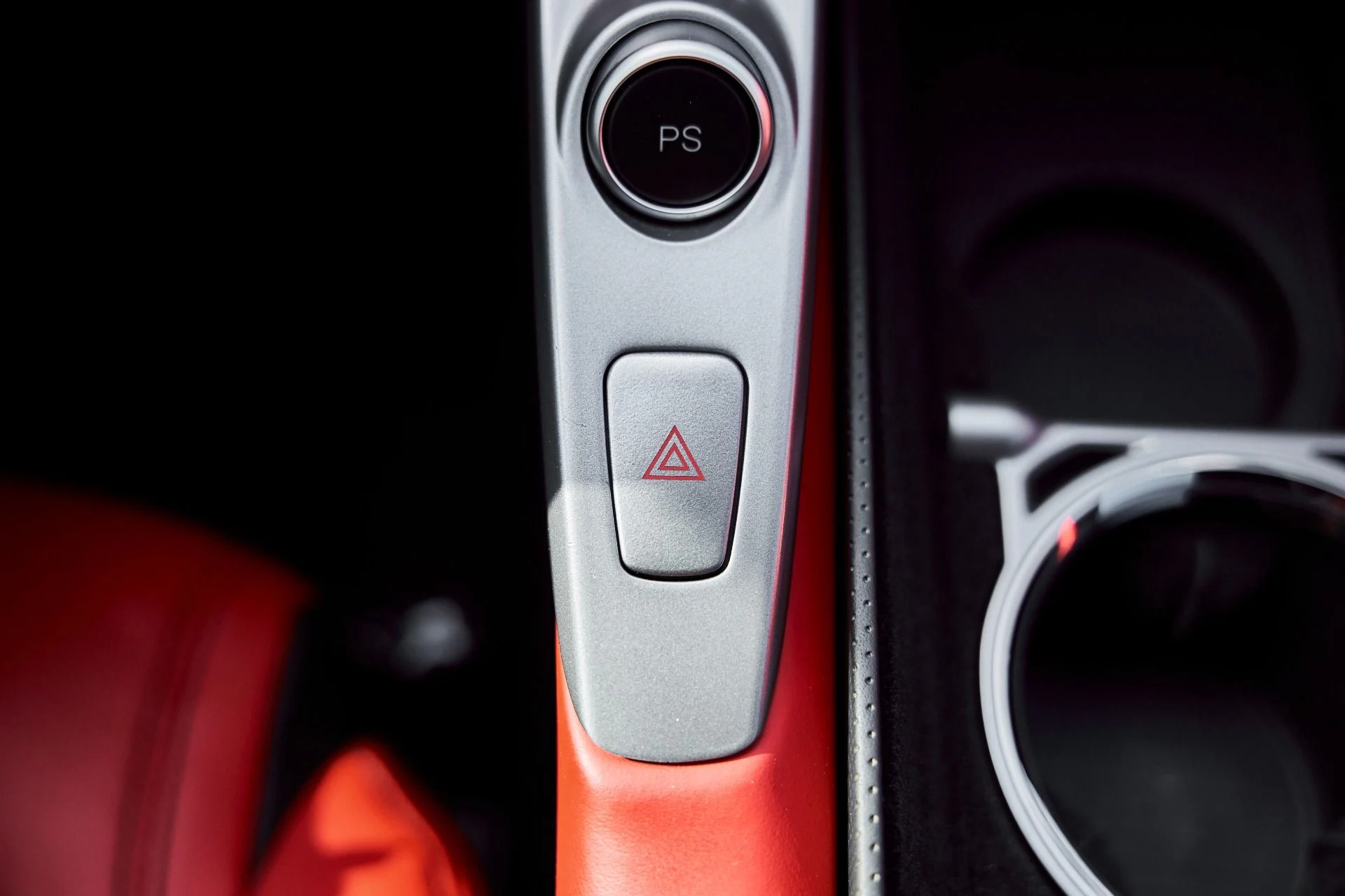 mph066_4092667276_Used_2019_Ferrari_GTC_4_Lusso_V12_1771467717_f98780a650