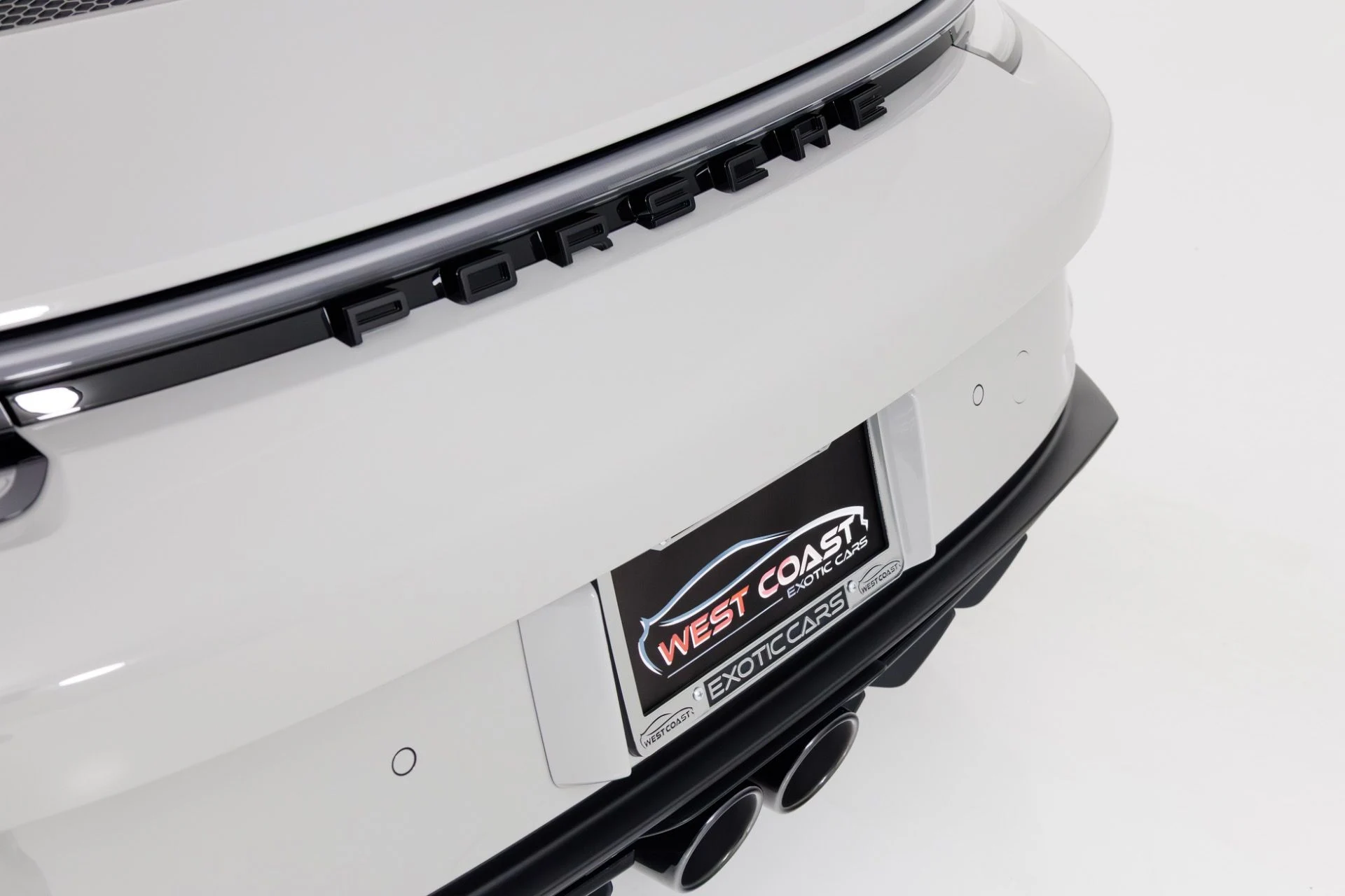 mph066_4110333752_Used_2024_Porsche_911_GT_3_Touring_1767999905_a09c55423b