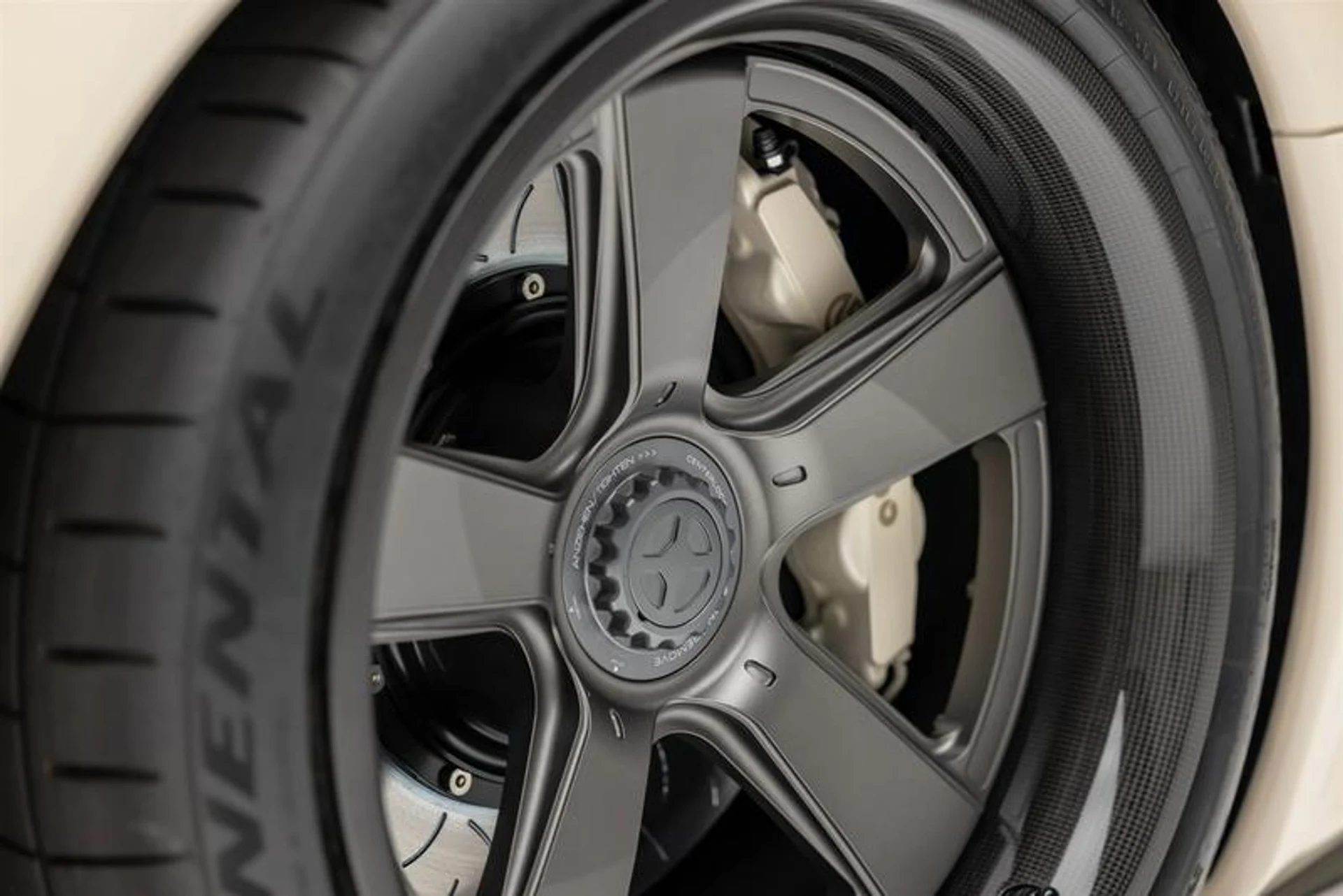 mph066_4161604195_627_D27_BC_996_C_46_CF_99_CB_1_C0319_F09275_a354dee55b