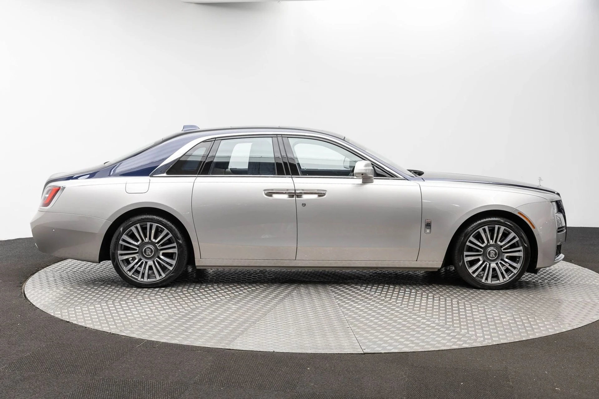 mph066_418512122_67_519532b2bd