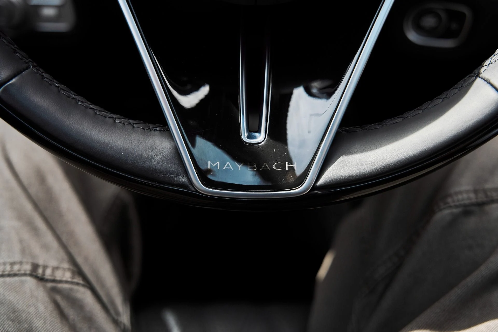 mph066_4236765579_Used_2024_Mercedes_Benz_GLS_Maybach_GLS_600_1776550669_abc82f4764