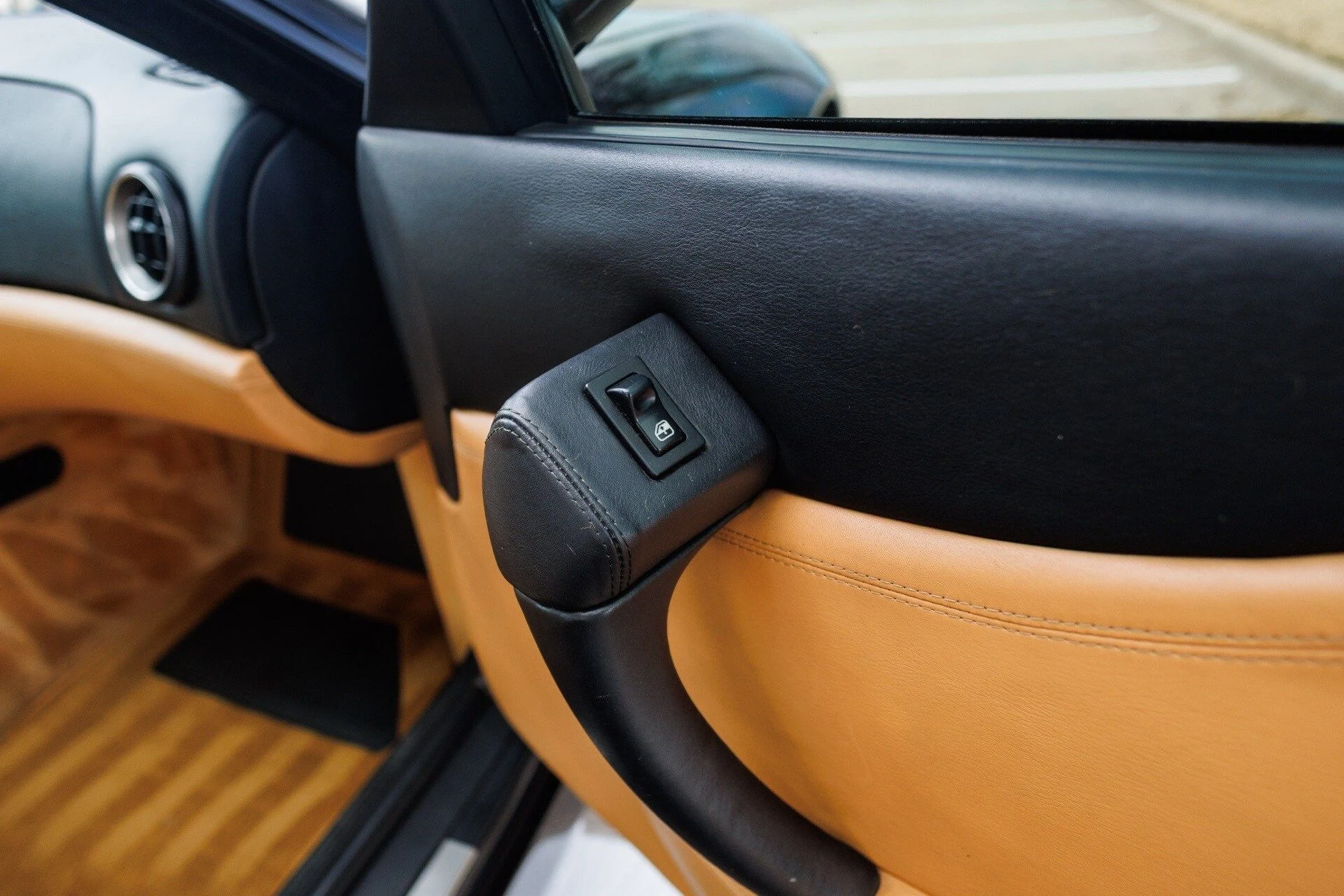 mph066_4239009459_0824031598050e2f41b2621d5d057793x_80badc17f6