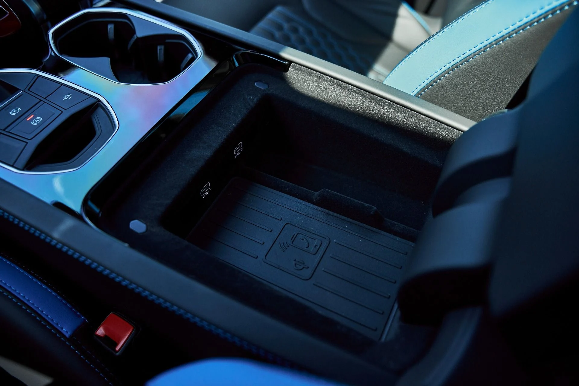 mph066_4272105263_Used_2024_Lamborghini_Urus_S_1775866797_8e1dce0470