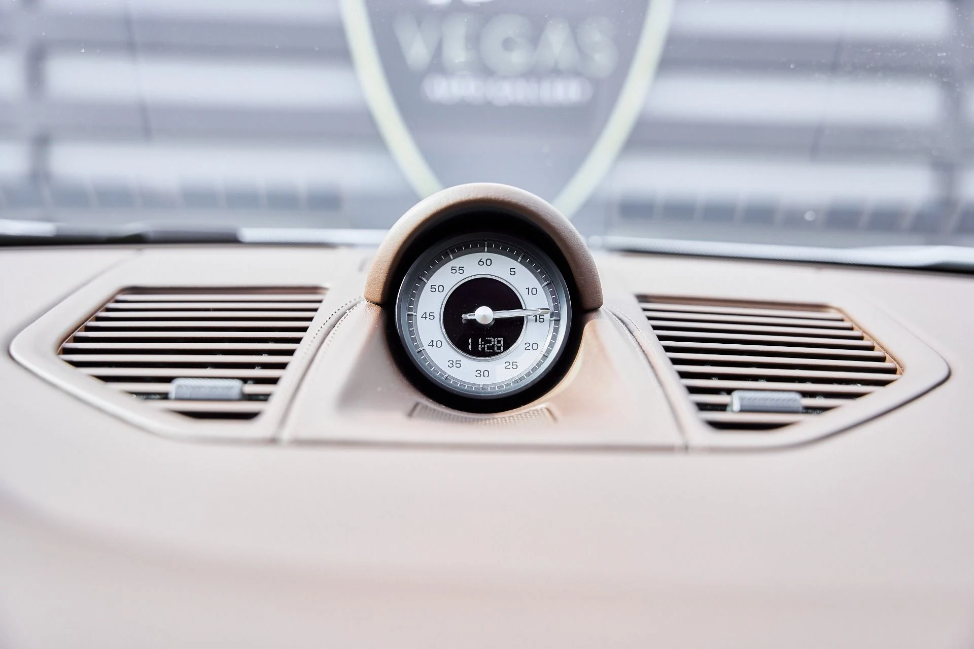 mph066_4274076223_Used_2024_Porsche_911_Turbo_S_1767838790_4f50cc8ed6